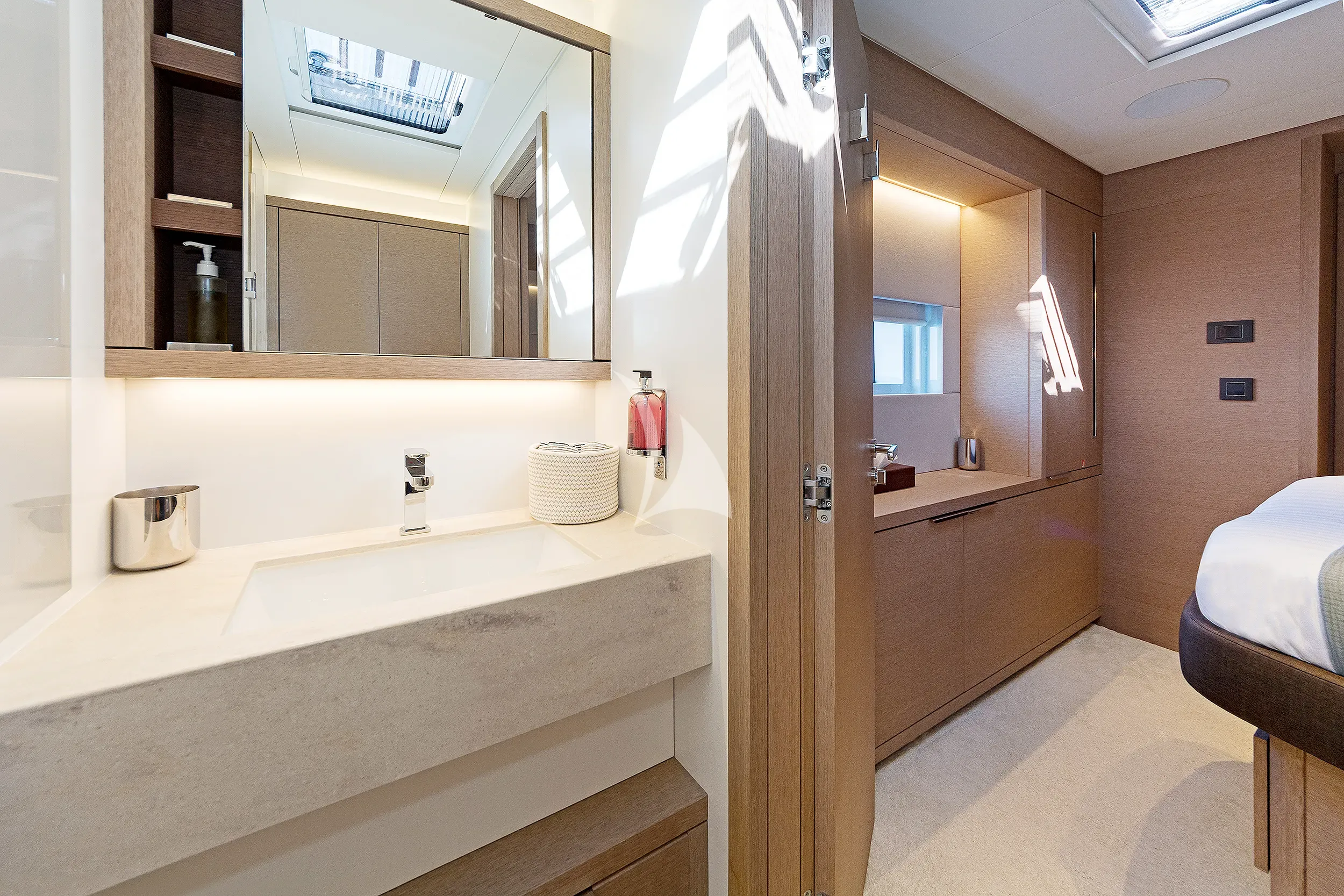 levante_yacht