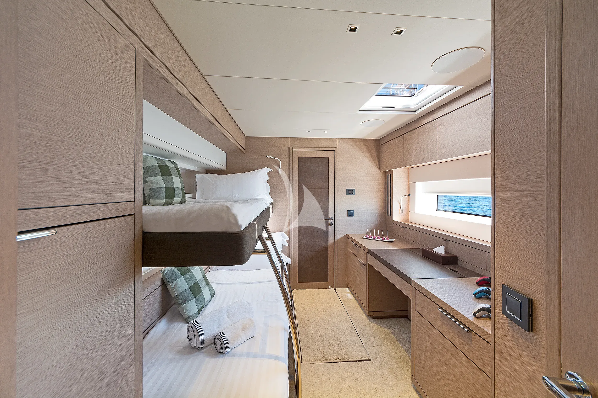 levante_yacht