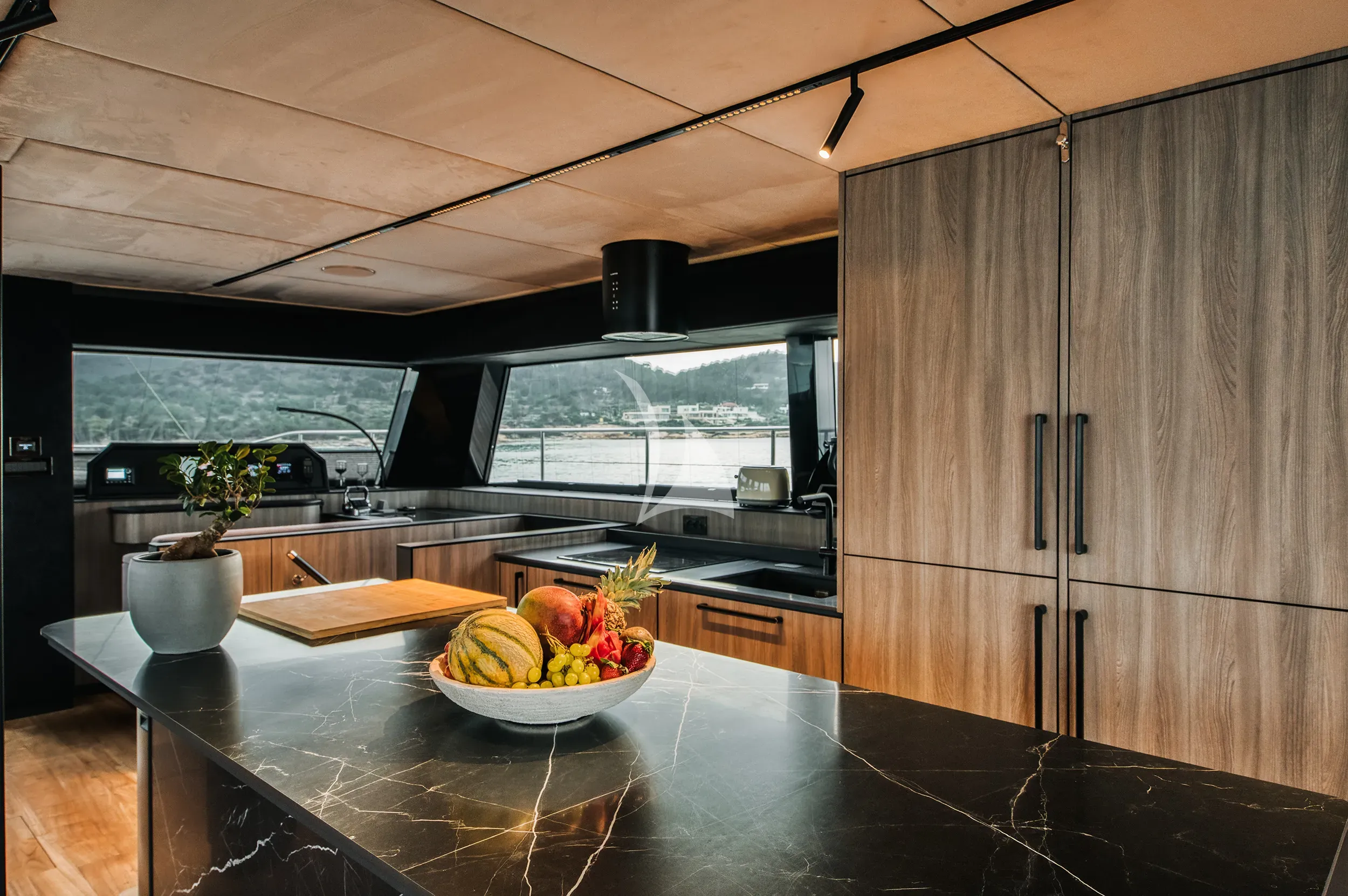 levante_yacht