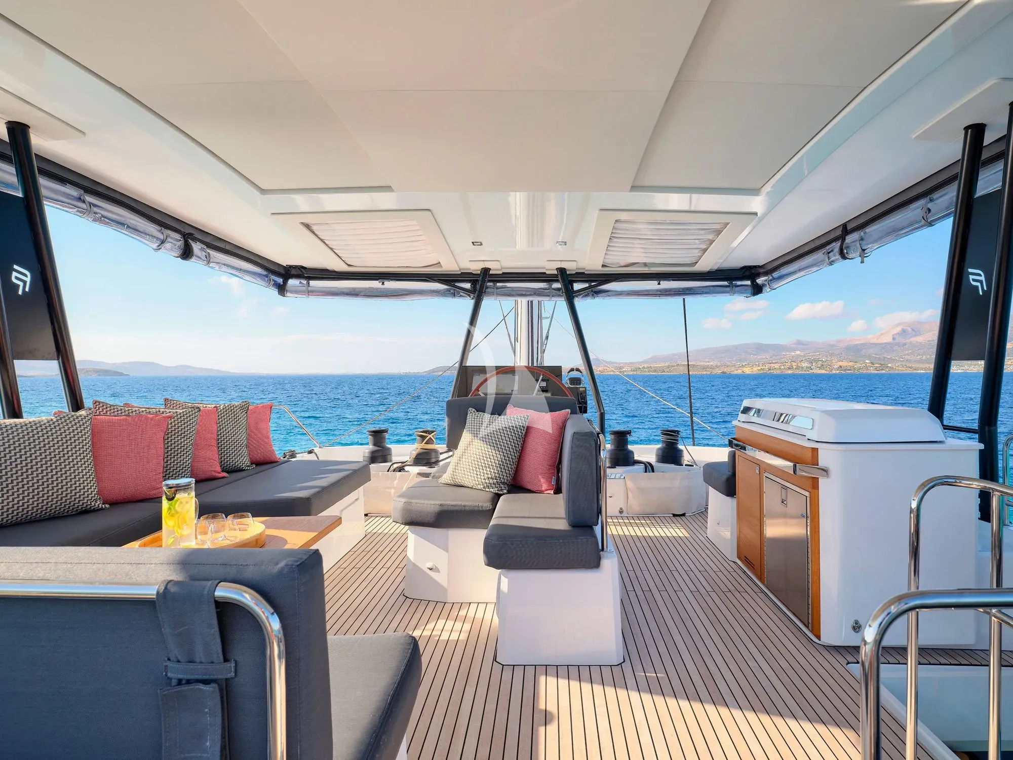 levante_yacht