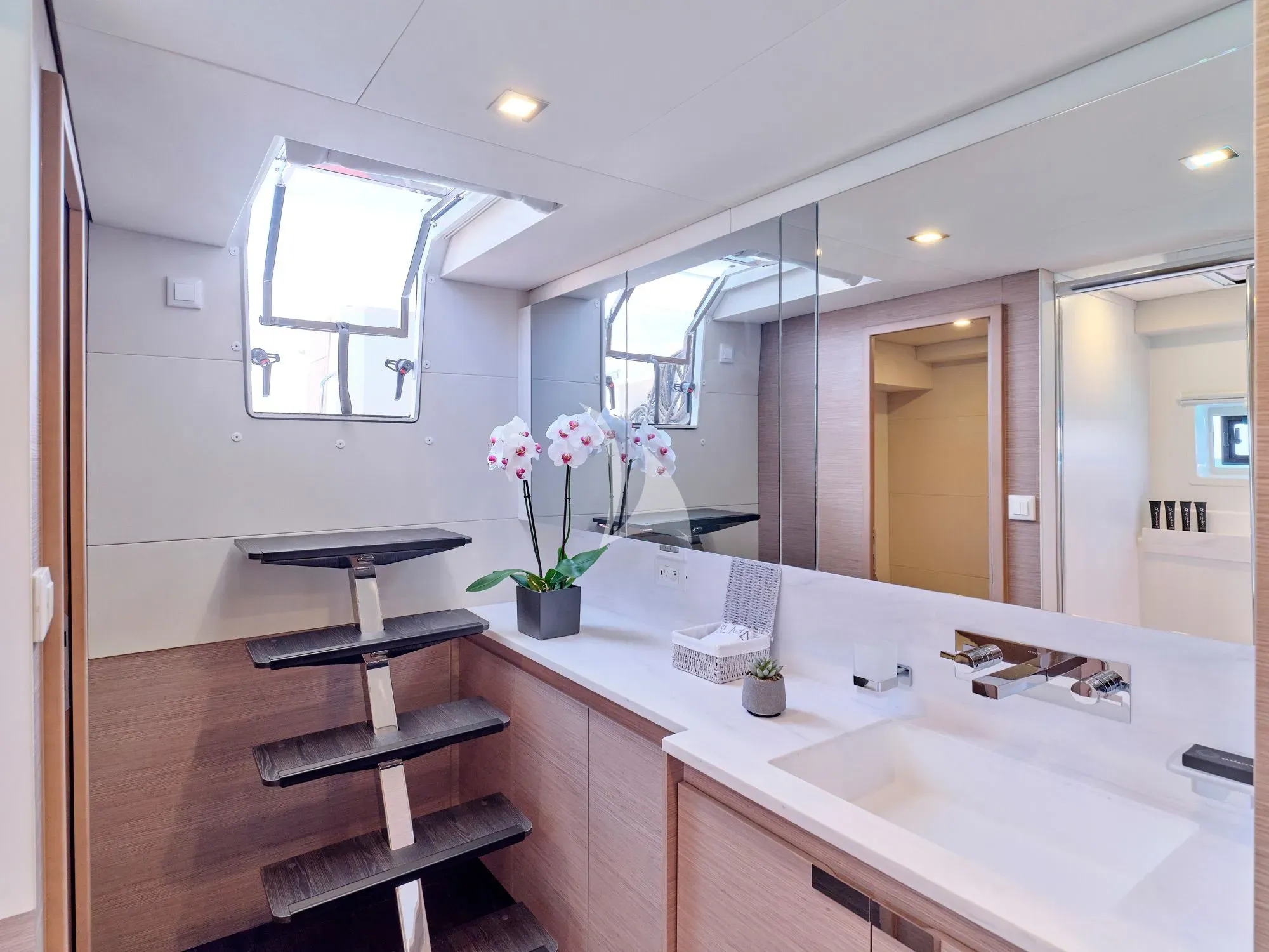 levante_yacht
