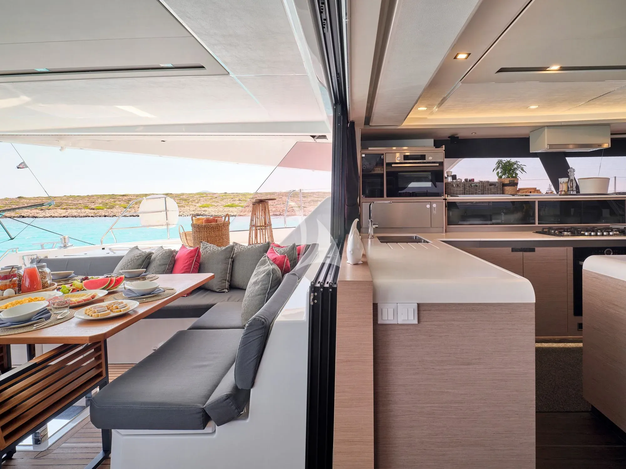 levante_yacht