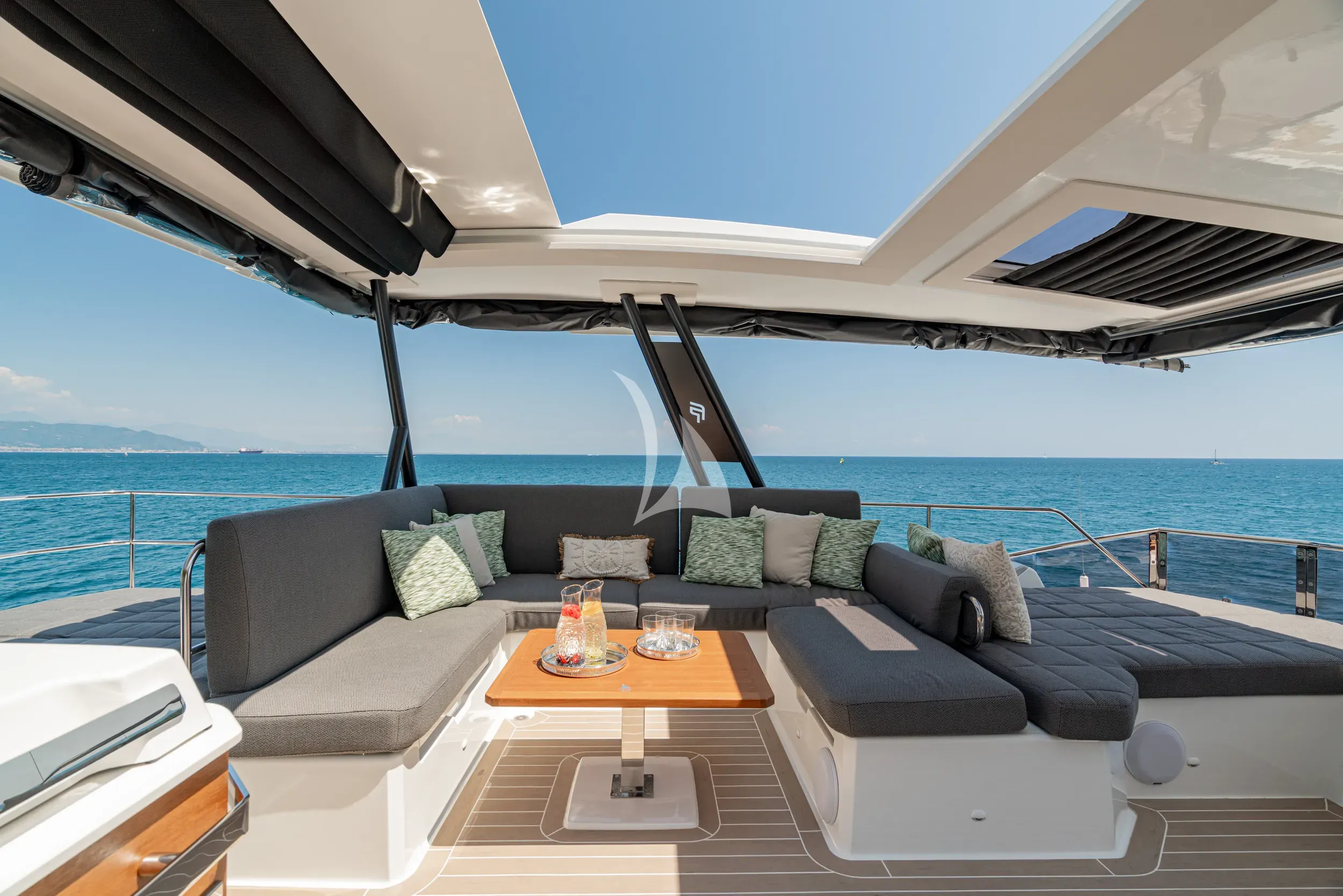 levante_yacht