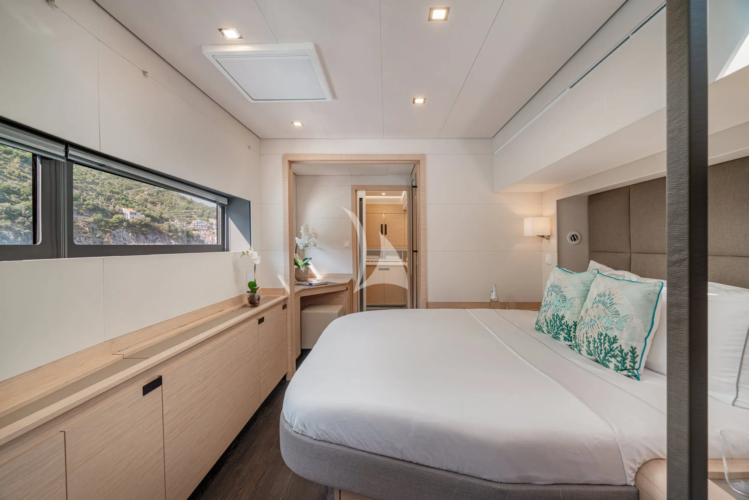 levante_yacht