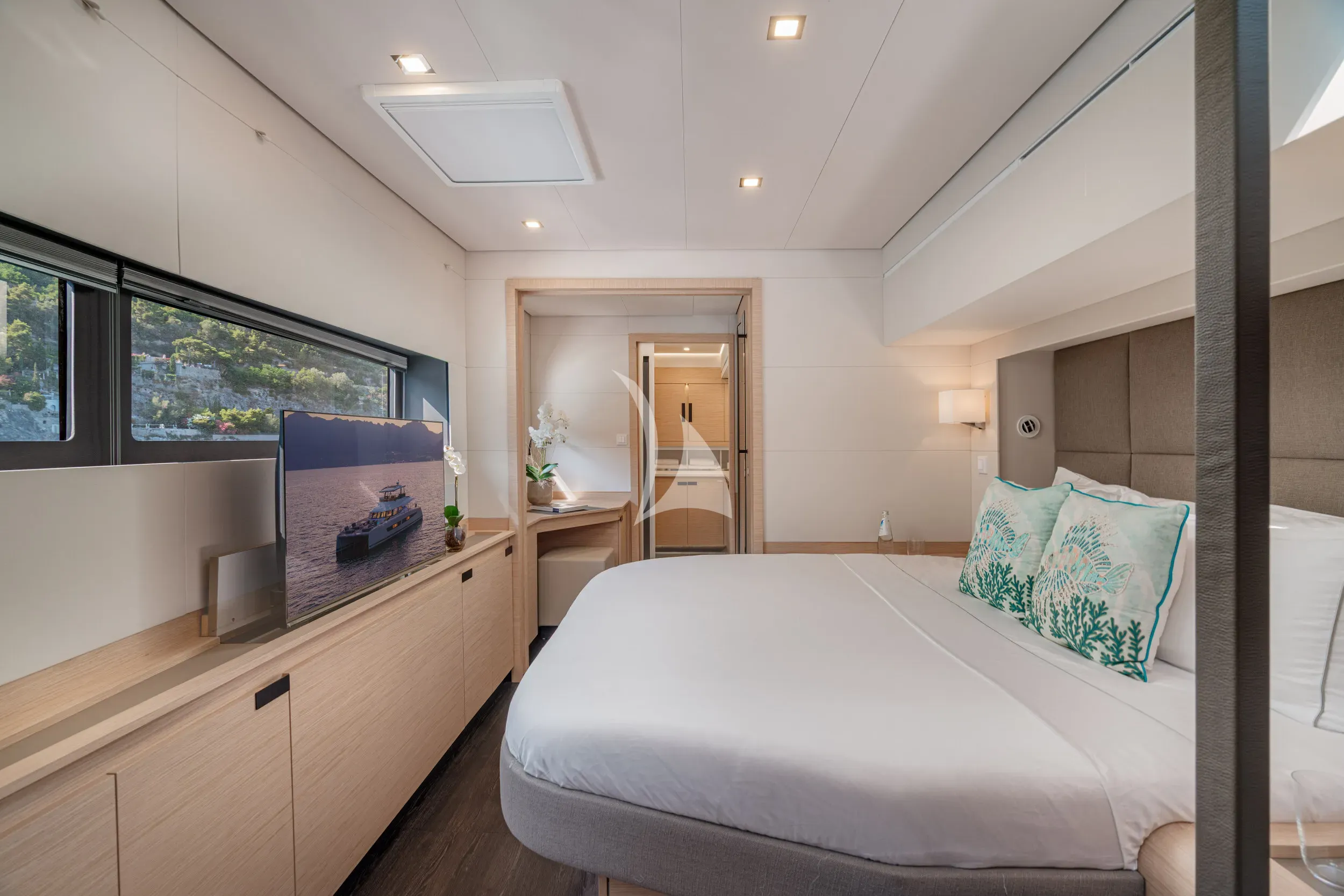 levante_yacht