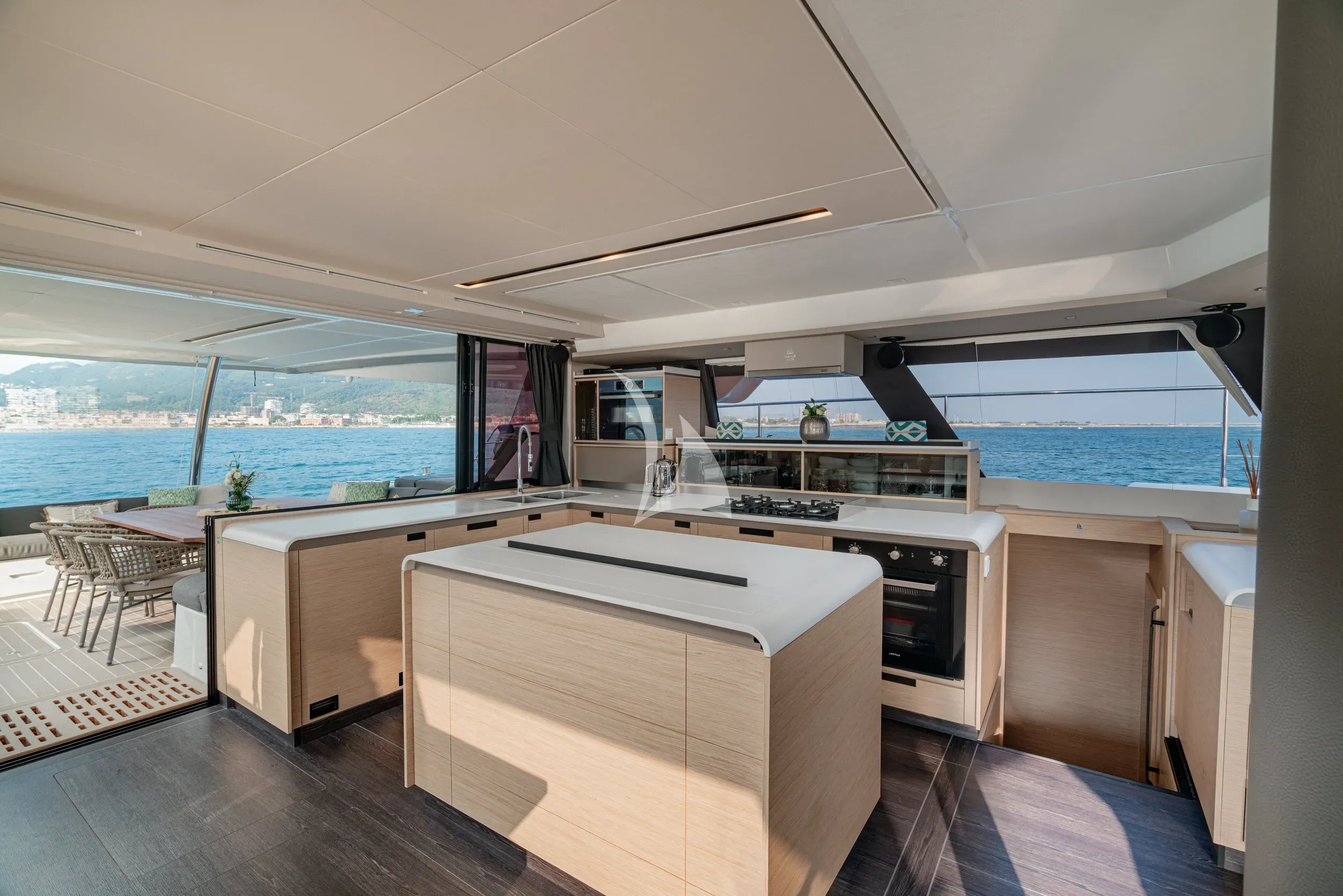 levante_yacht