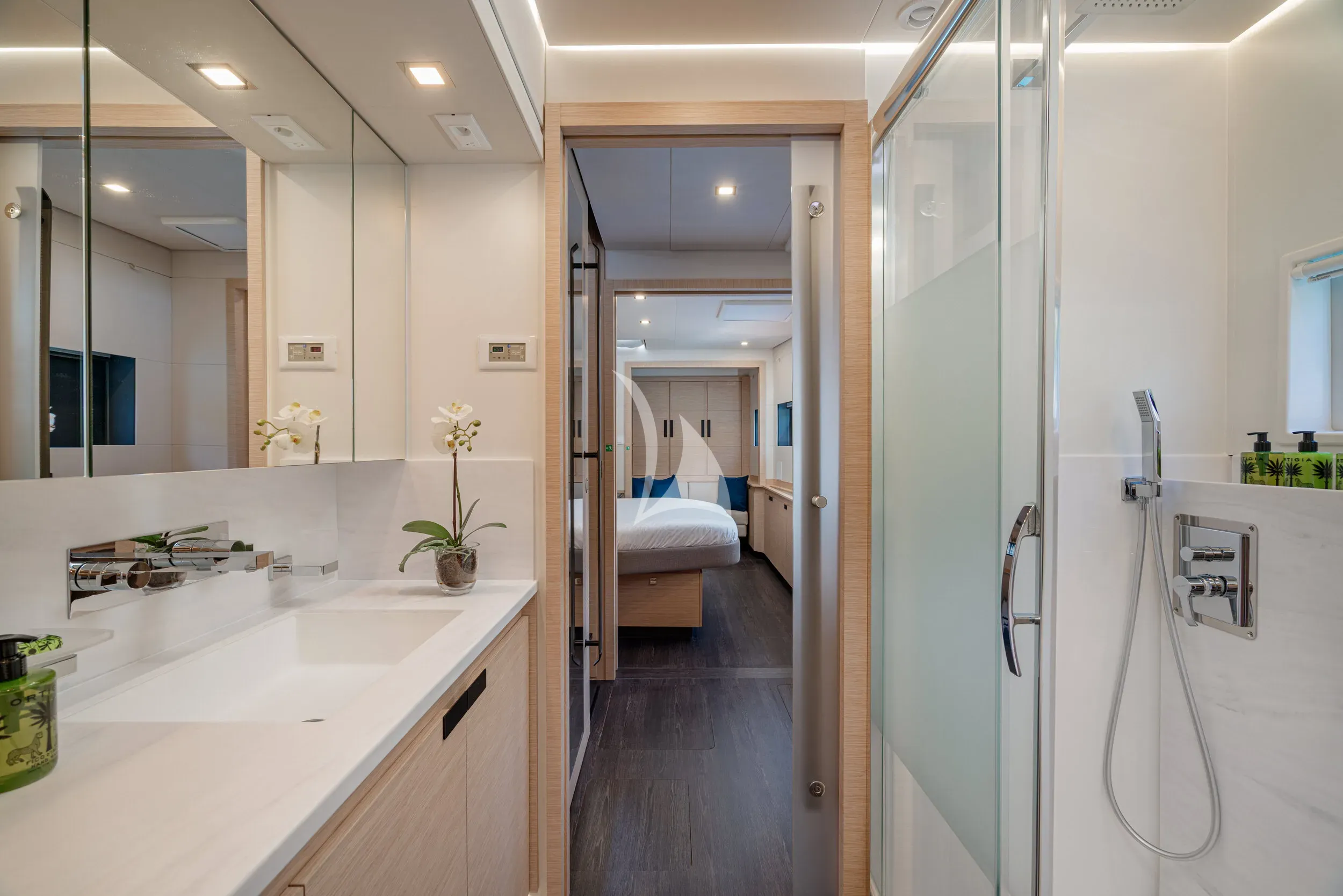 levante_yacht