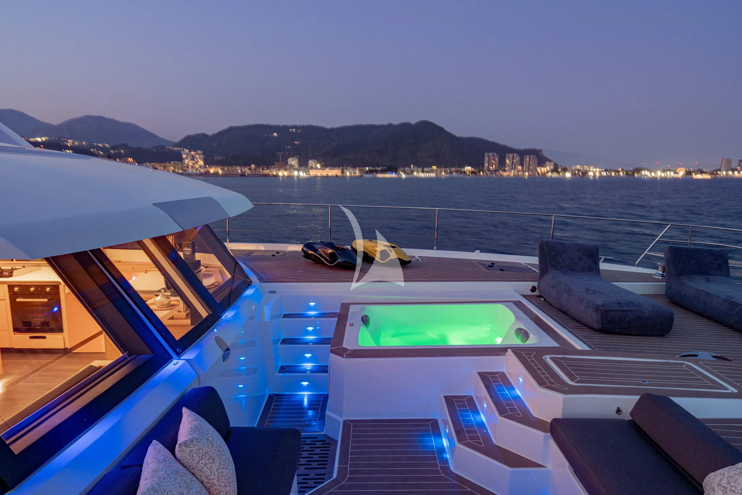levante_yacht