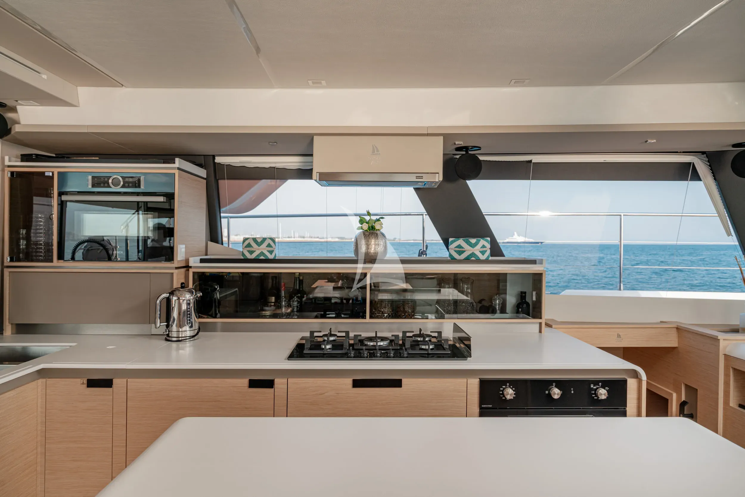 levante_yacht