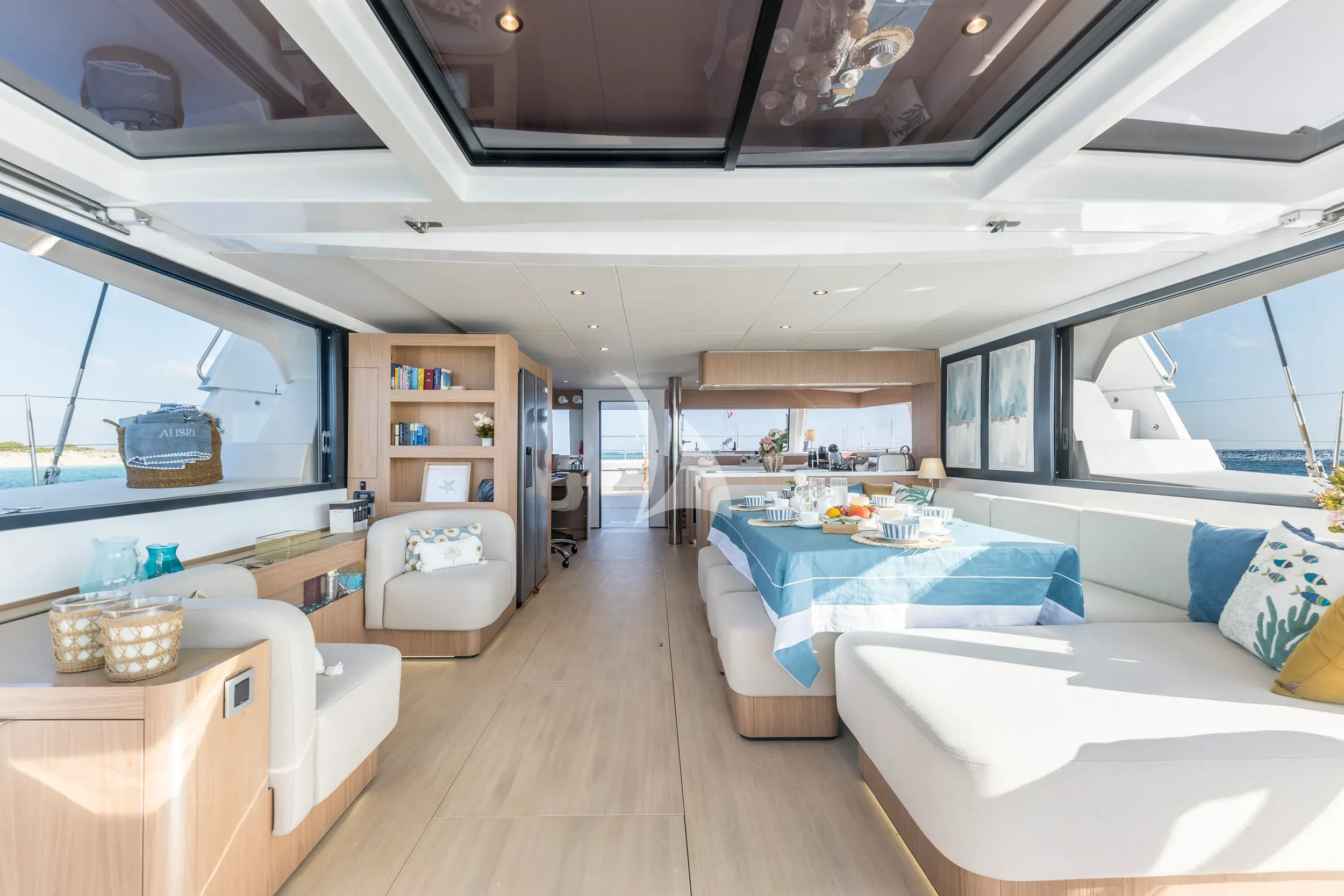 levante_yacht