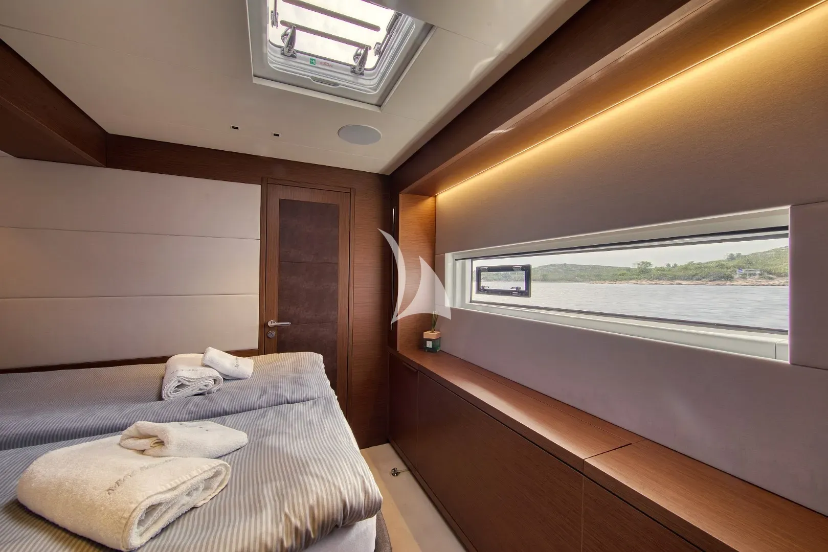 levante_yacht