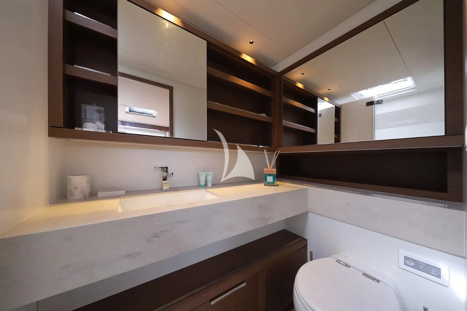 levante_yacht