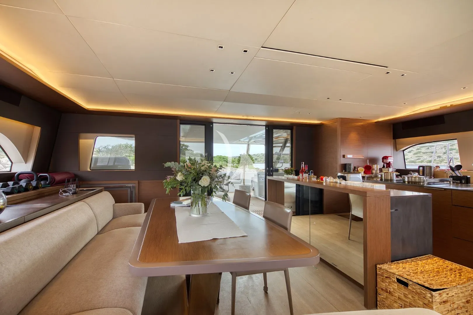 levante_yacht