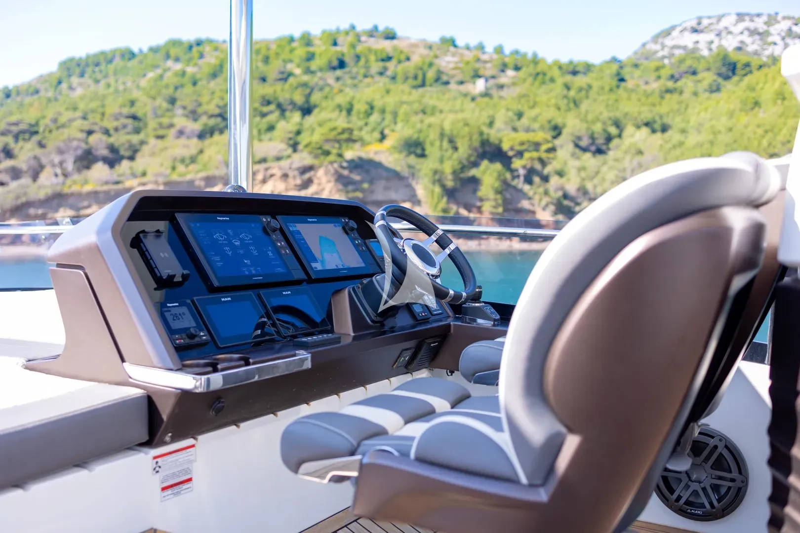 levante_yacht