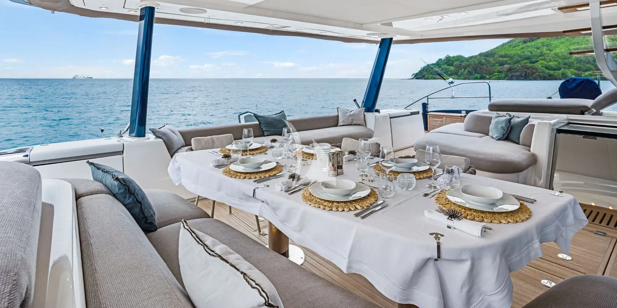 levante_yacht