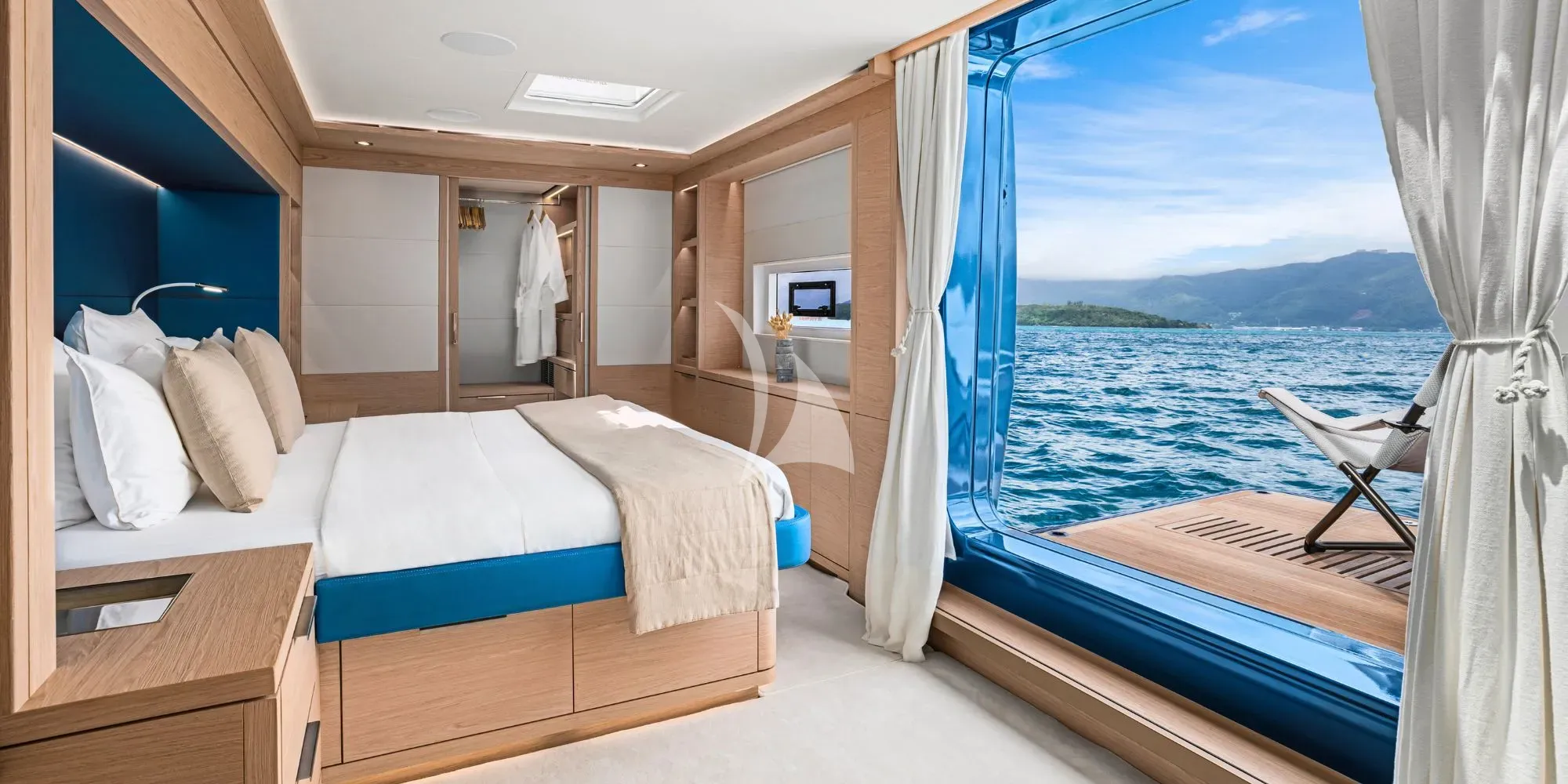 levante_yacht