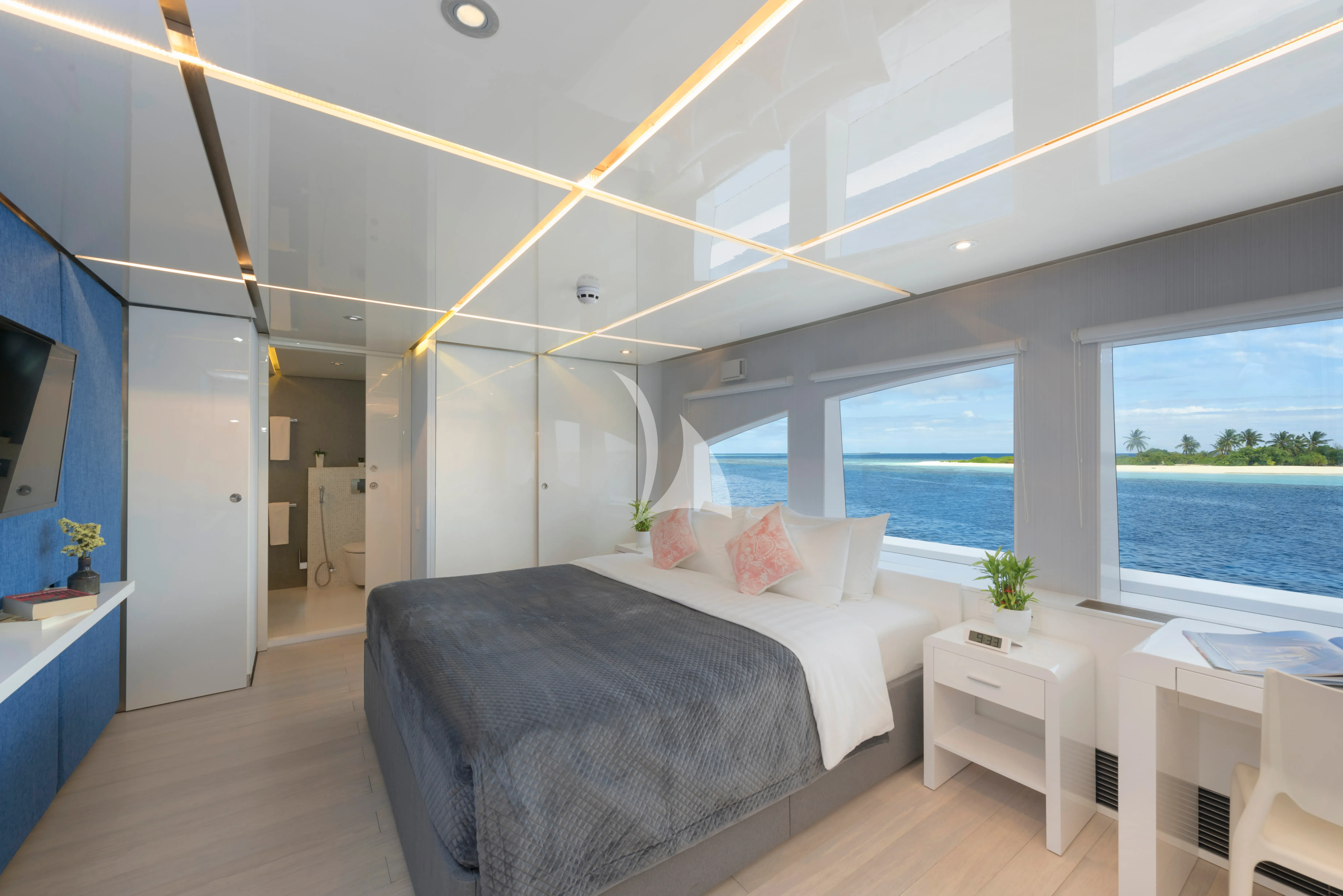 levante_yacht