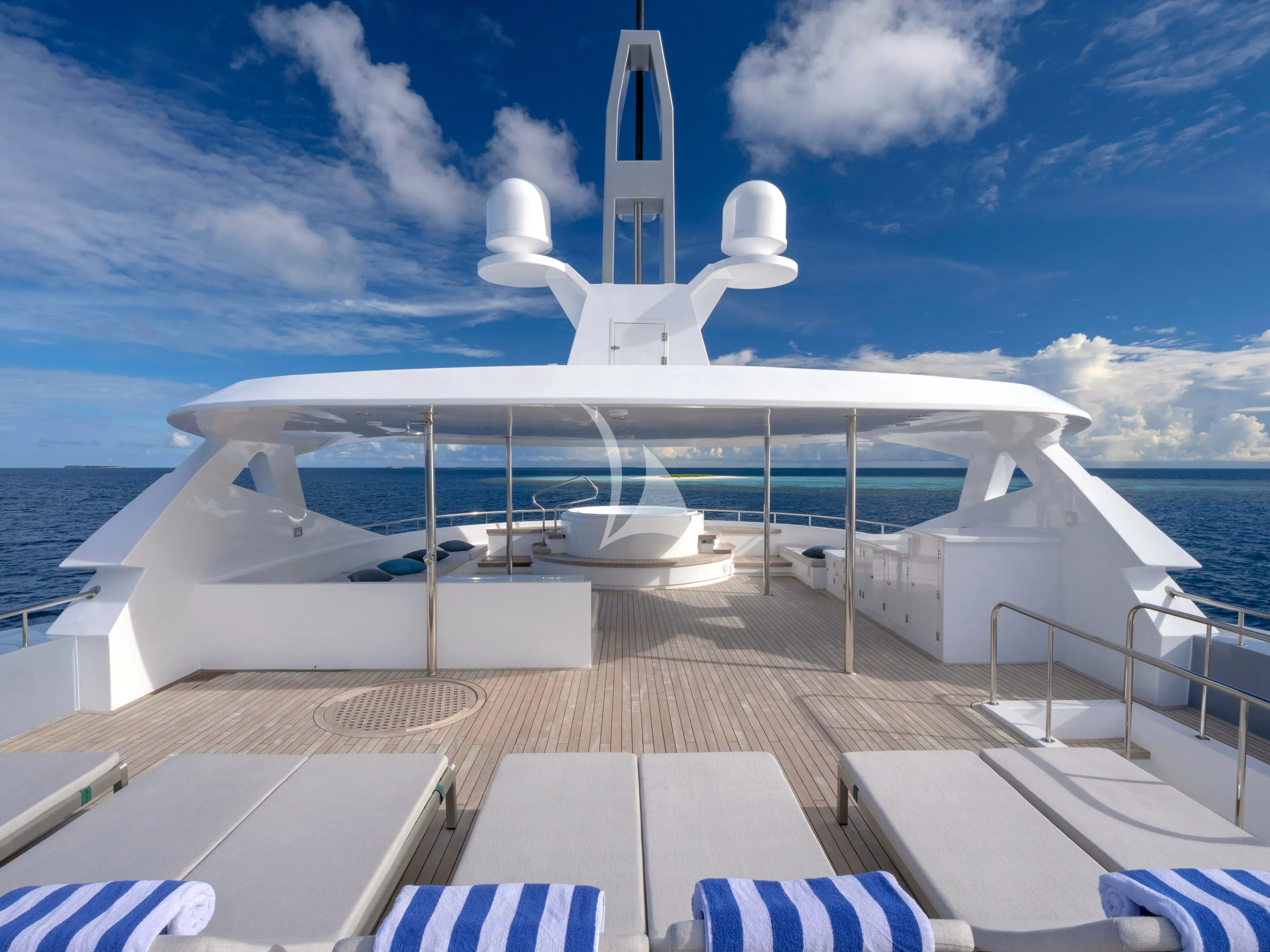 levante_yacht