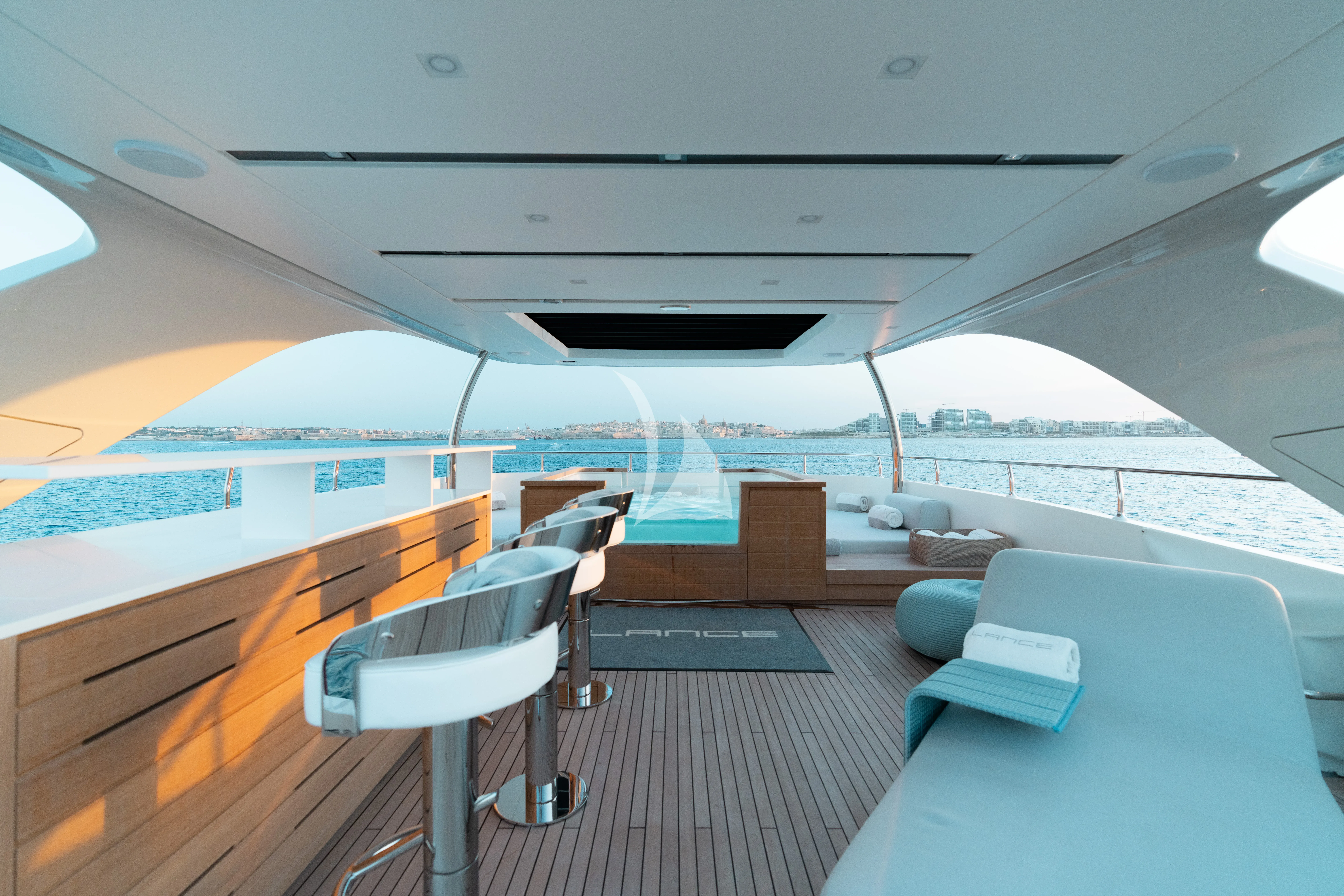 levante_yacht