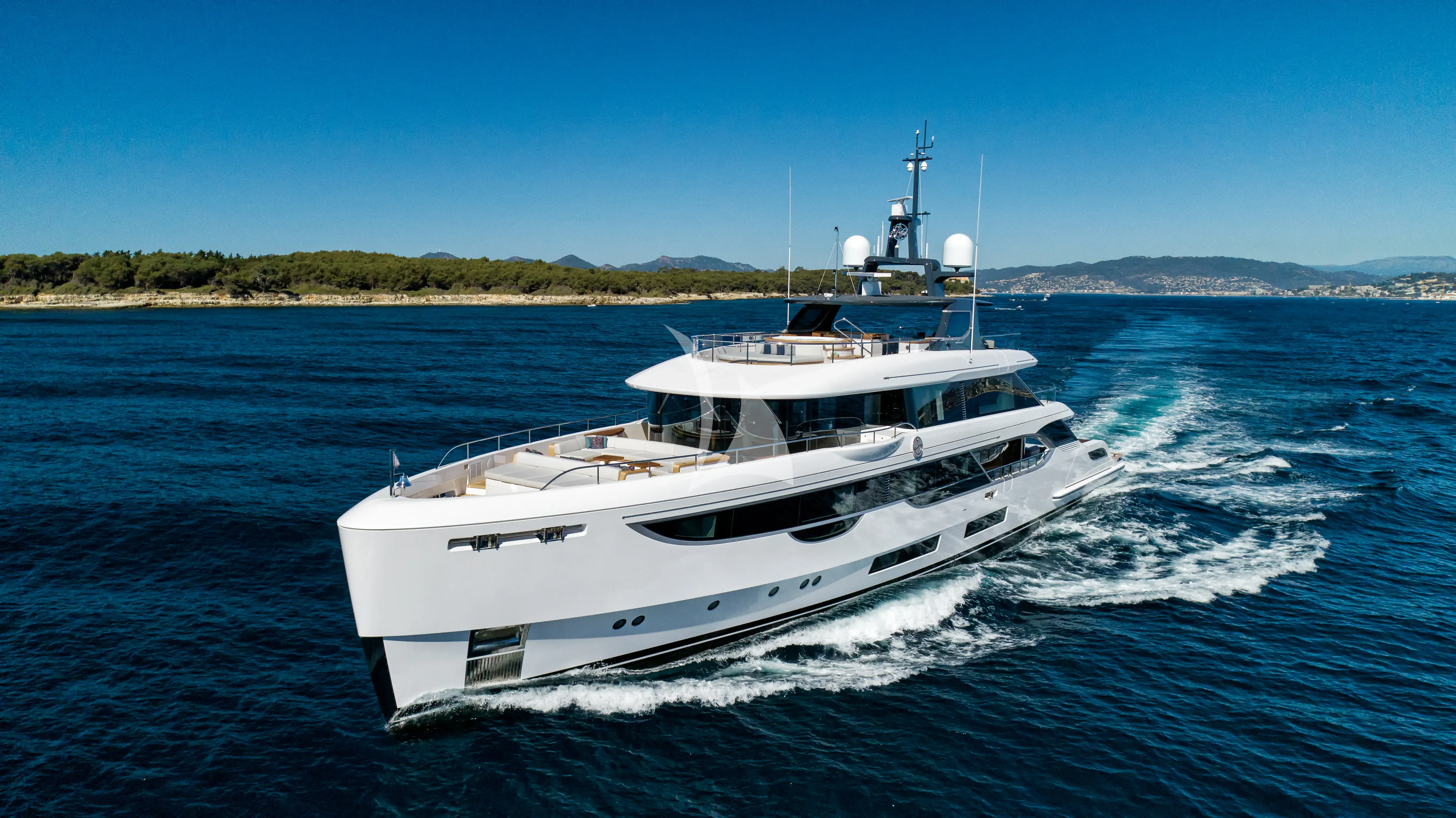 levante_yacht