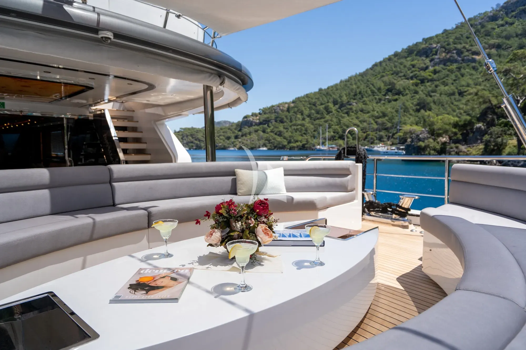 levante_yacht