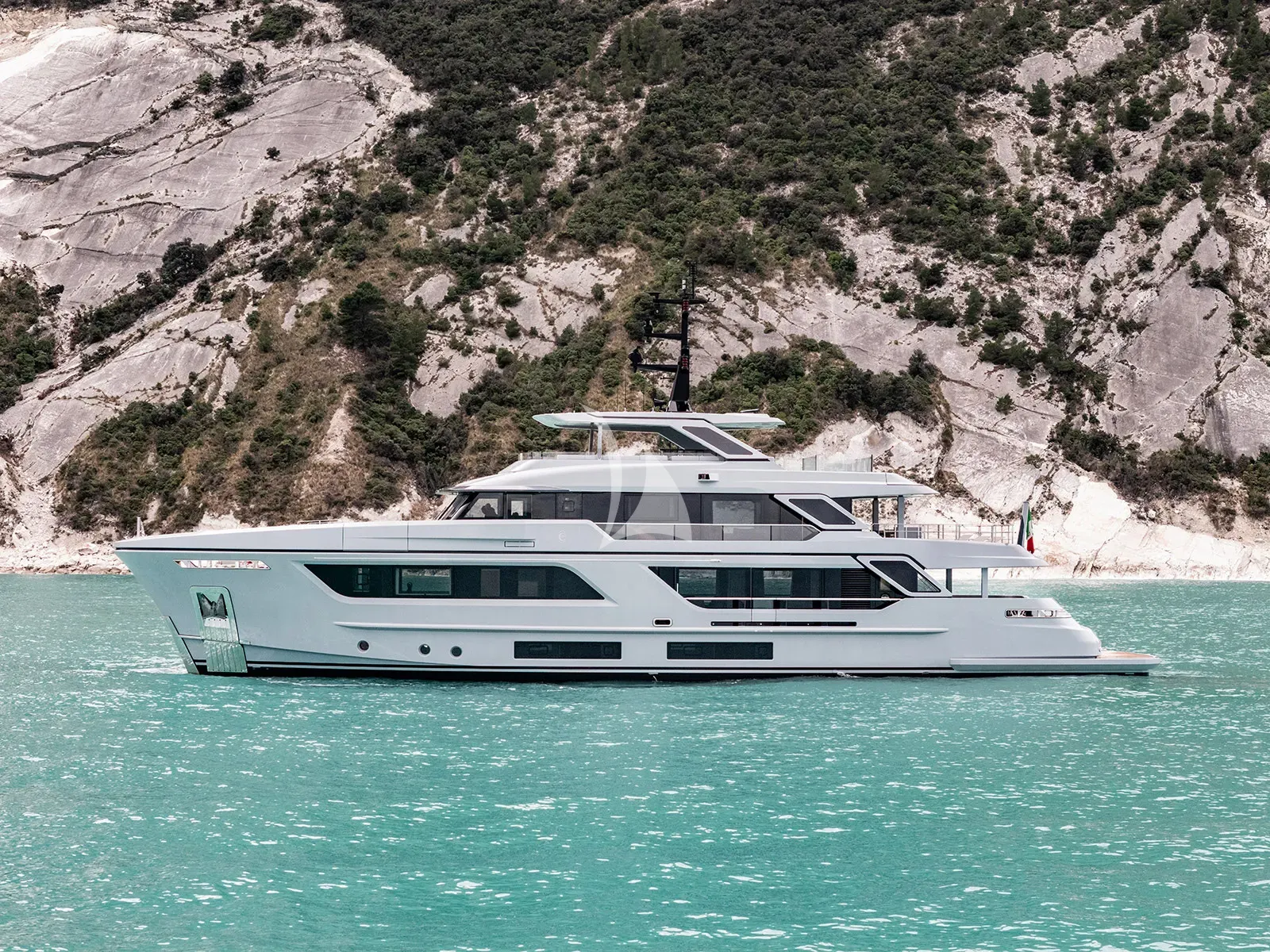 levante_yacht