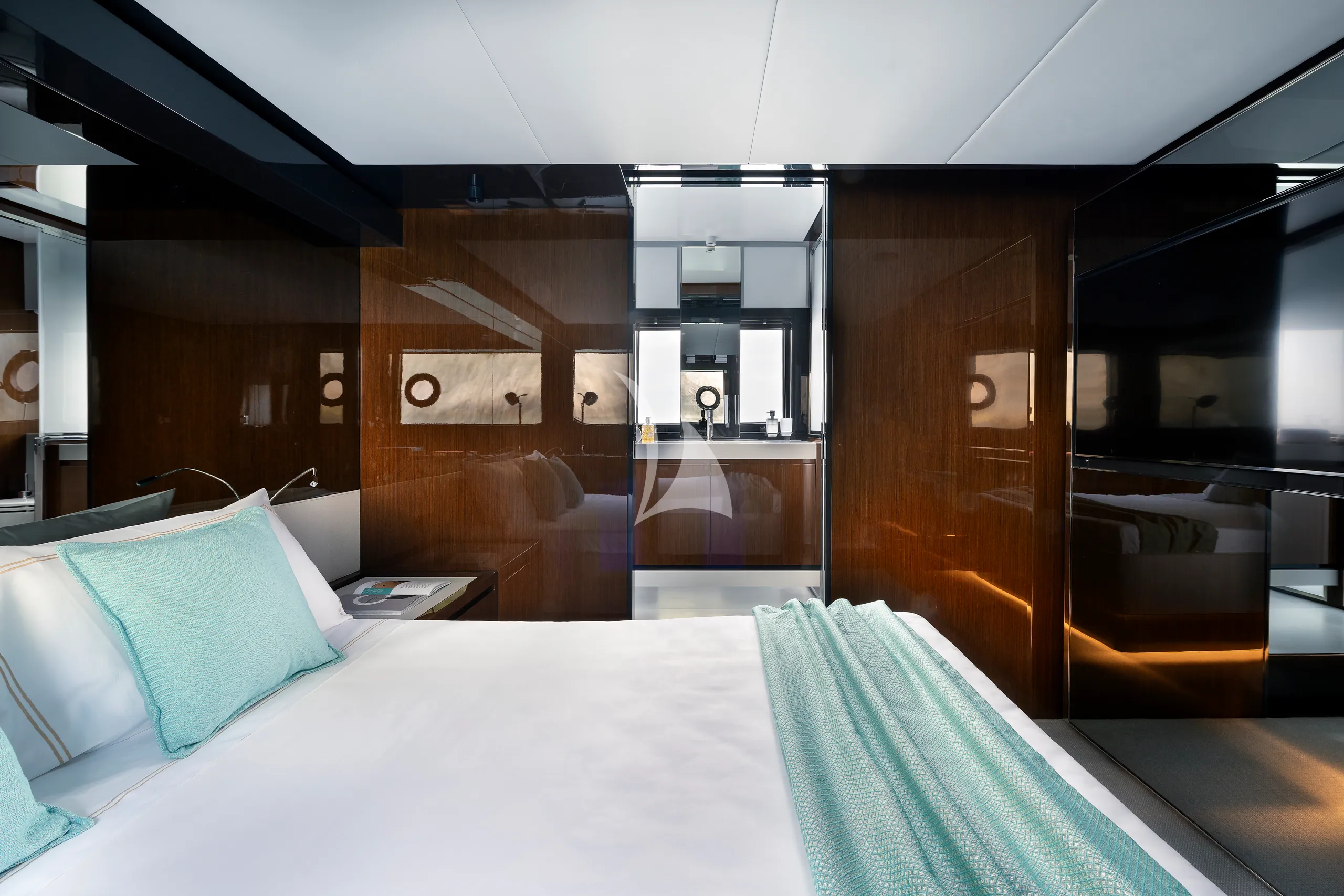 levante_yacht