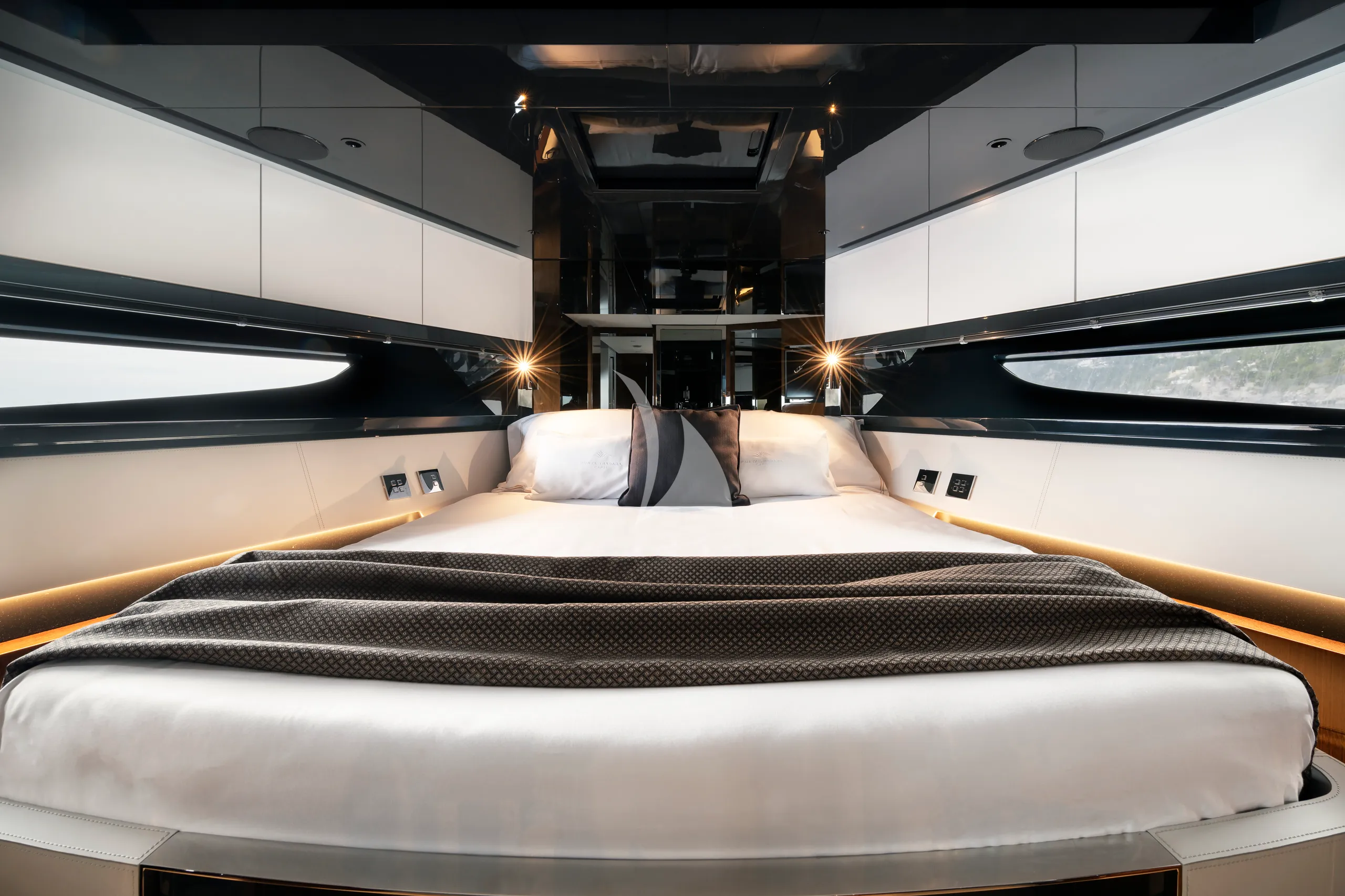 levante_yacht