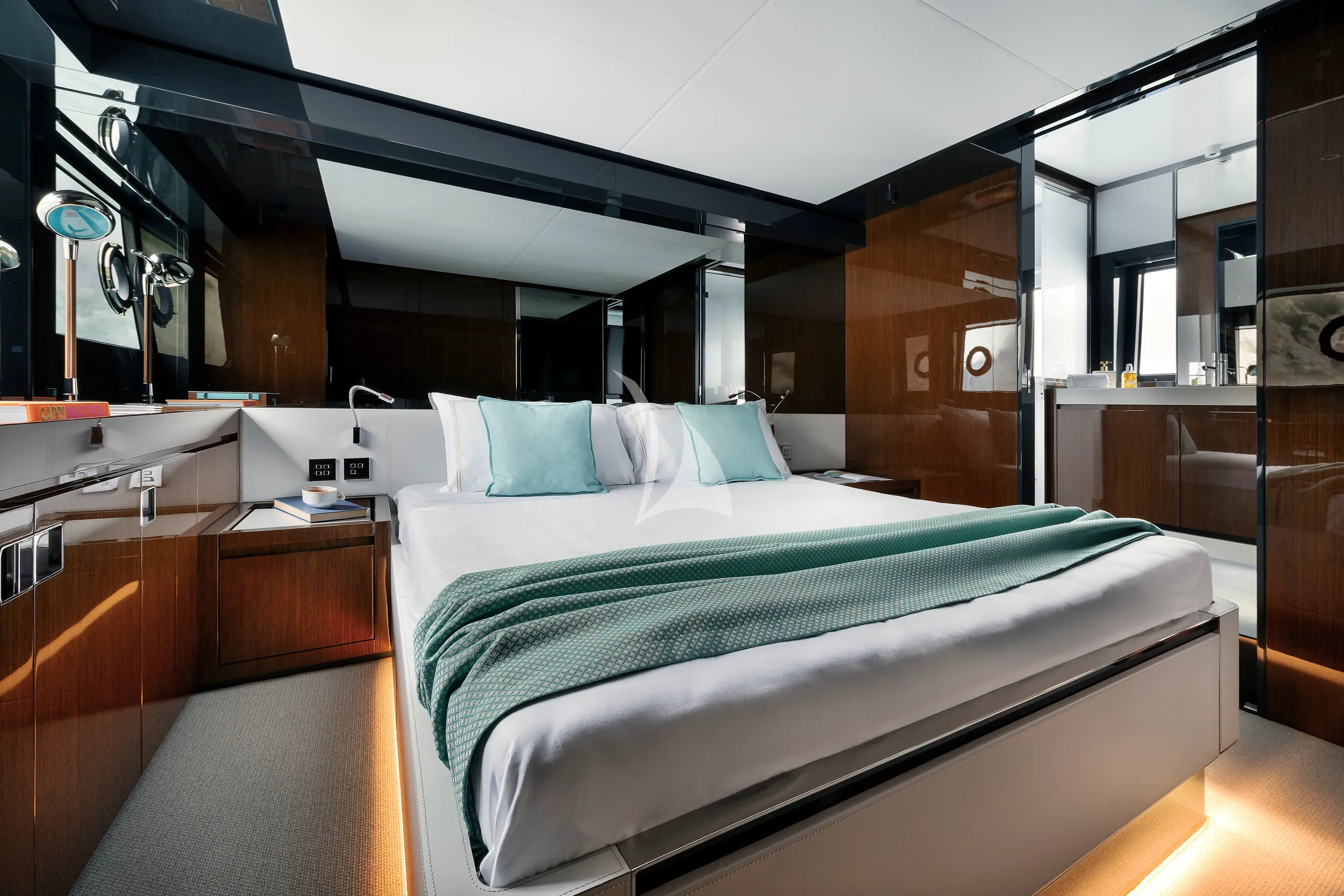 levante_yacht