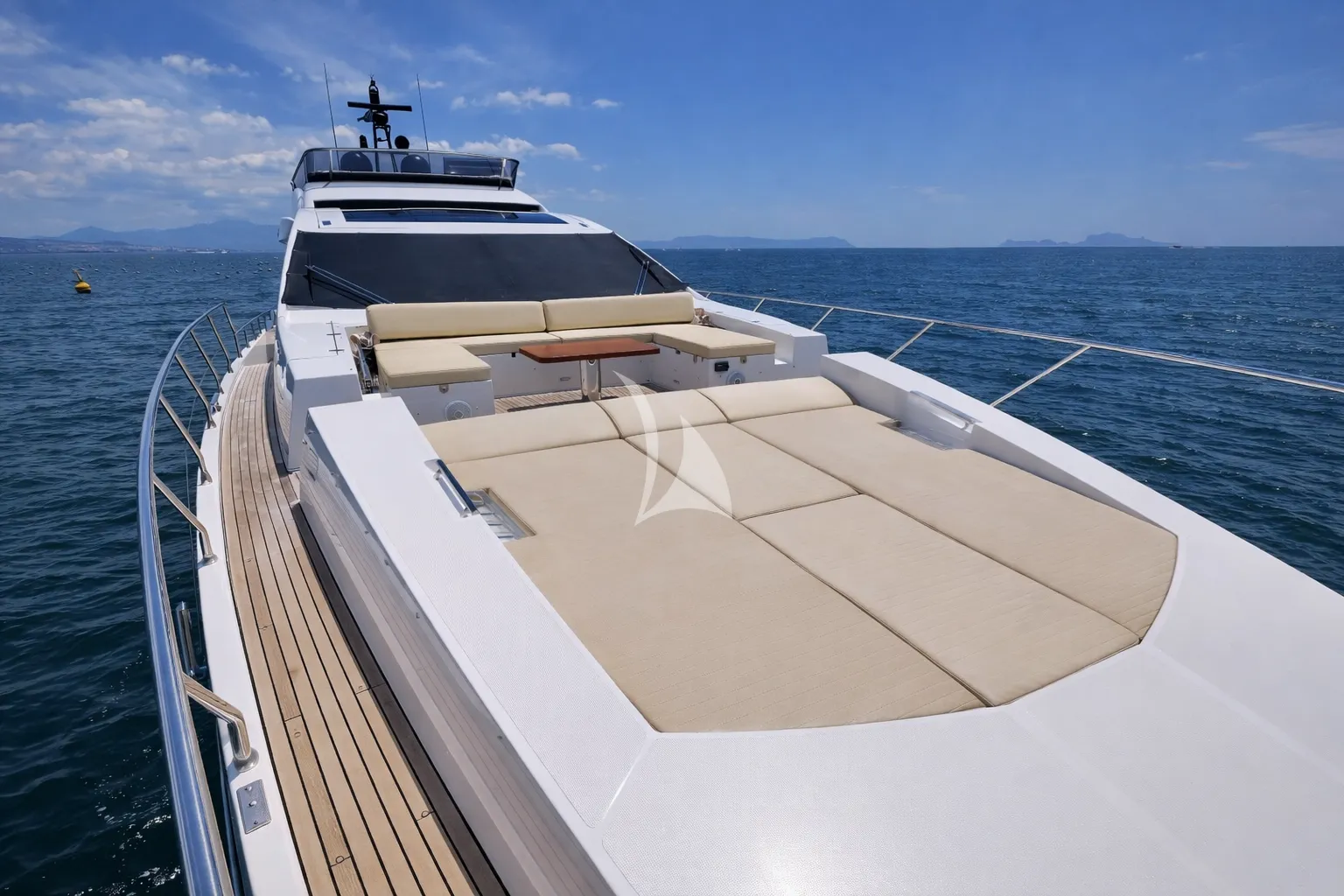 levante_yacht