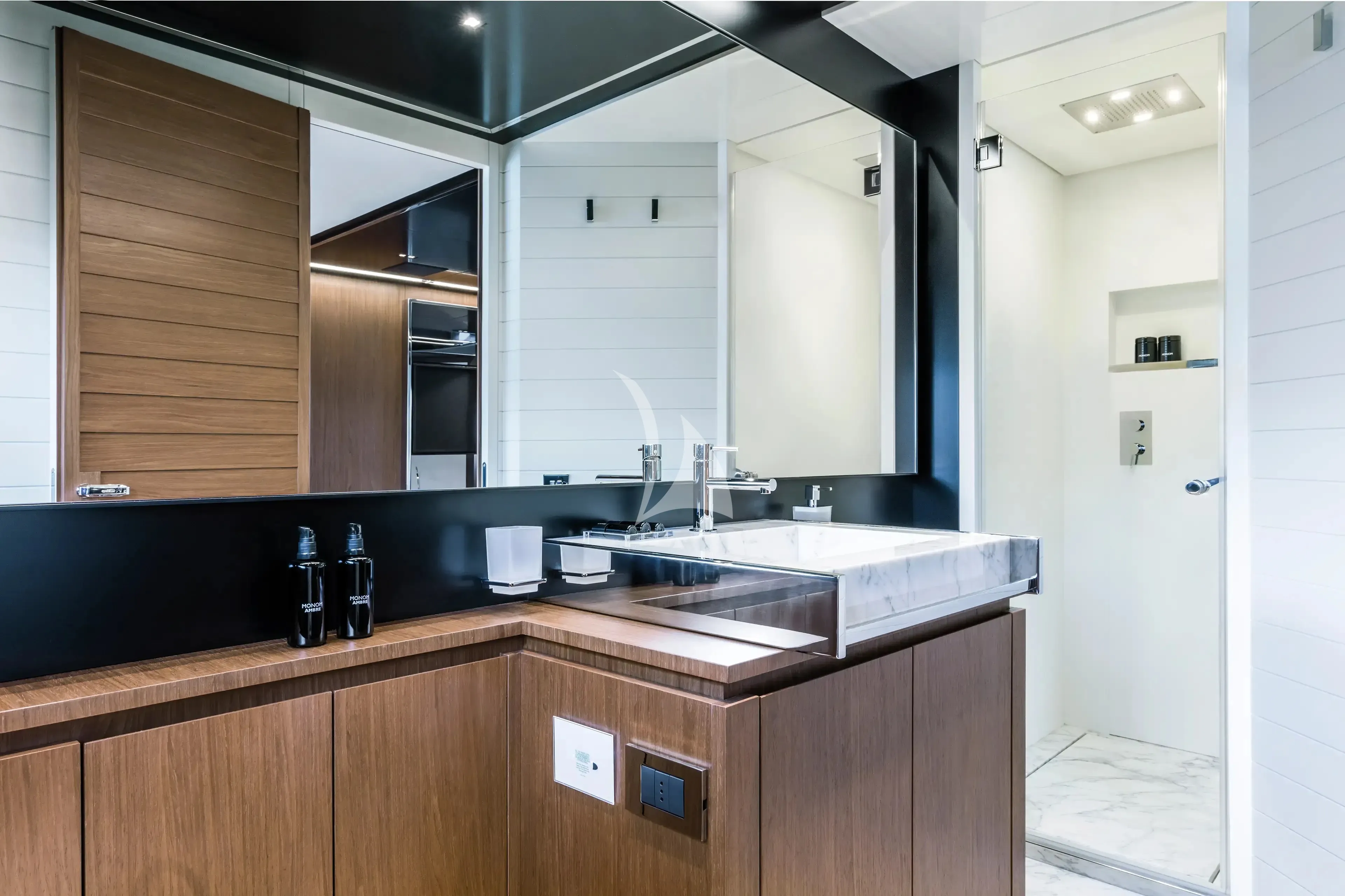 levante_yacht