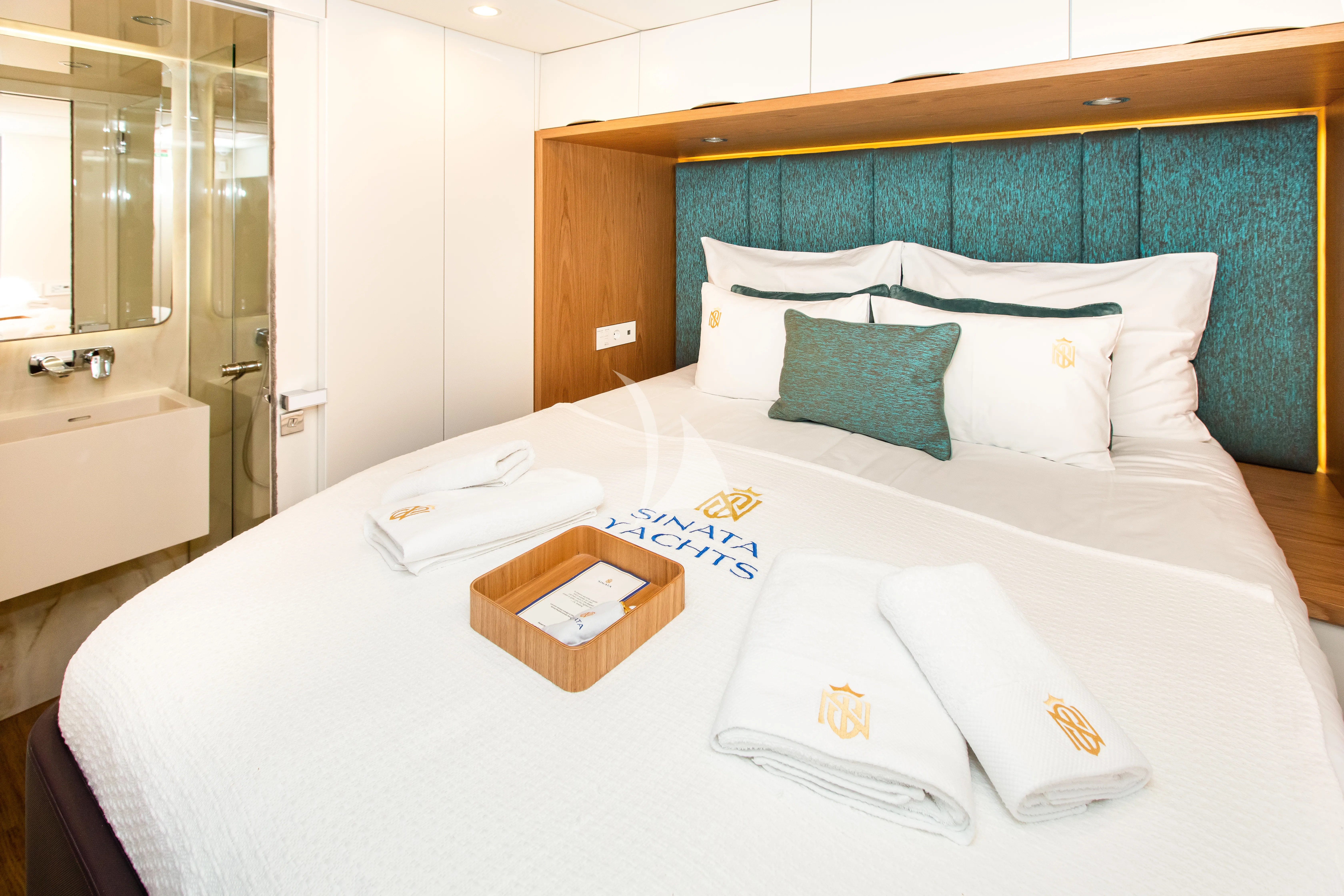 levante_yacht