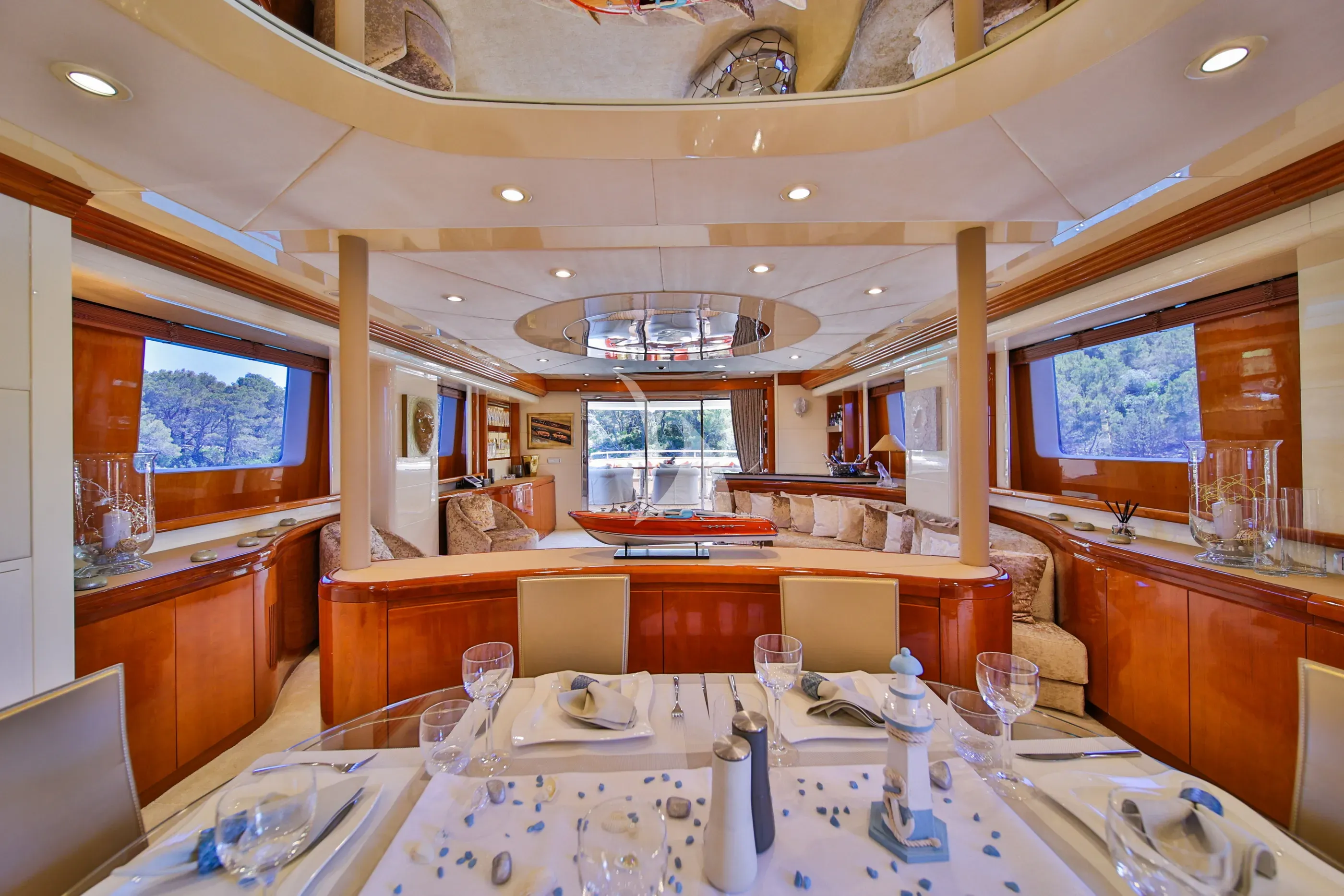 levante_yacht