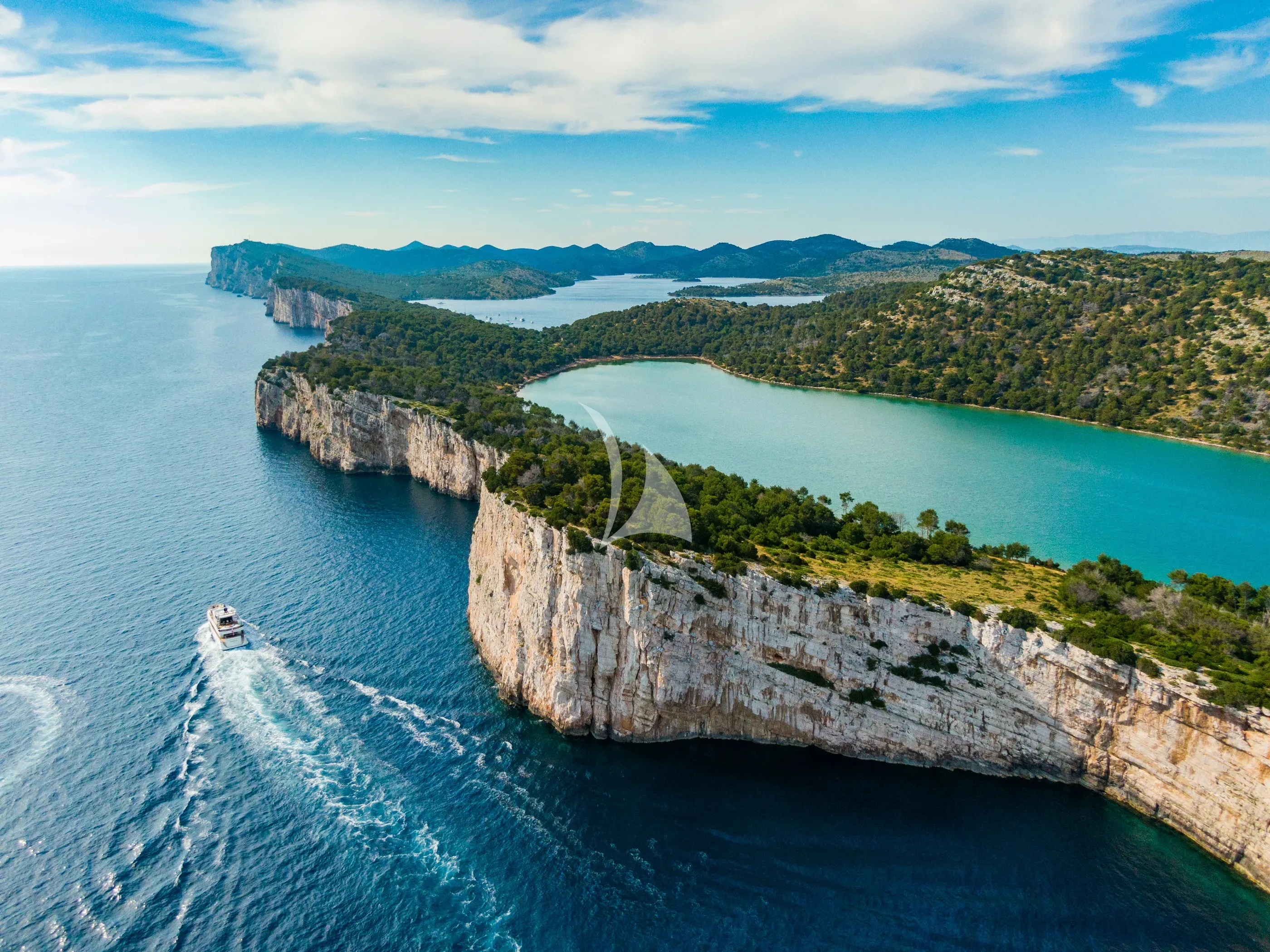 levante_yacht
