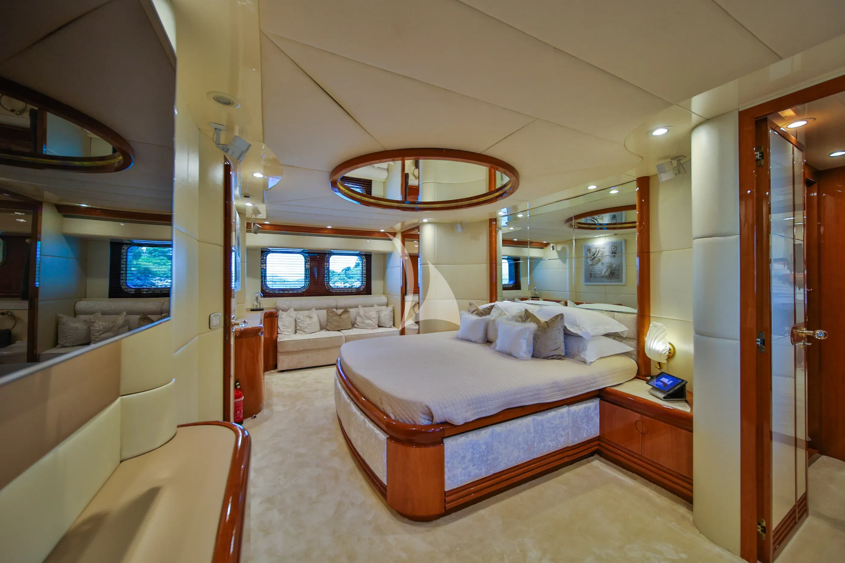 levante_yacht