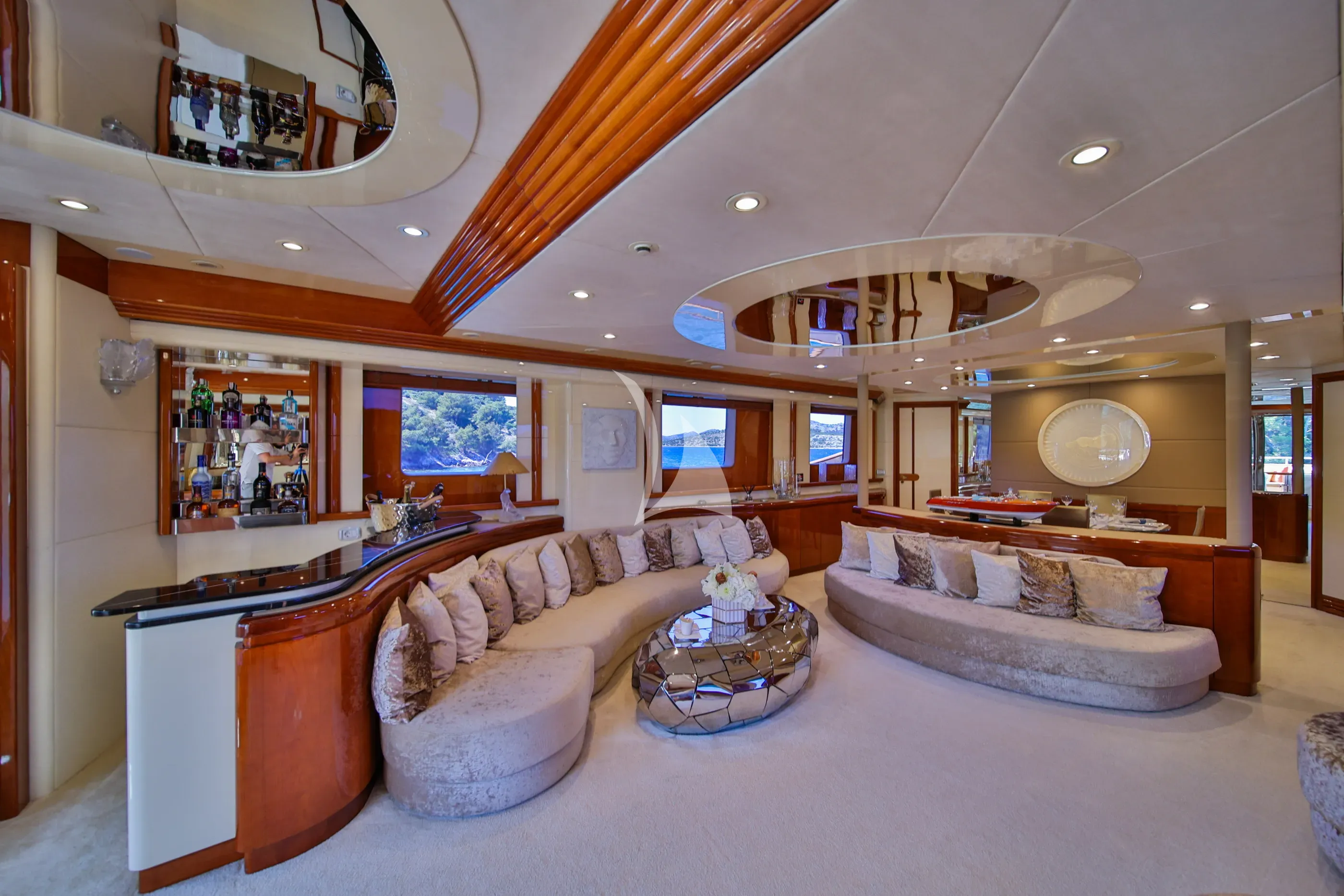 levante_yacht