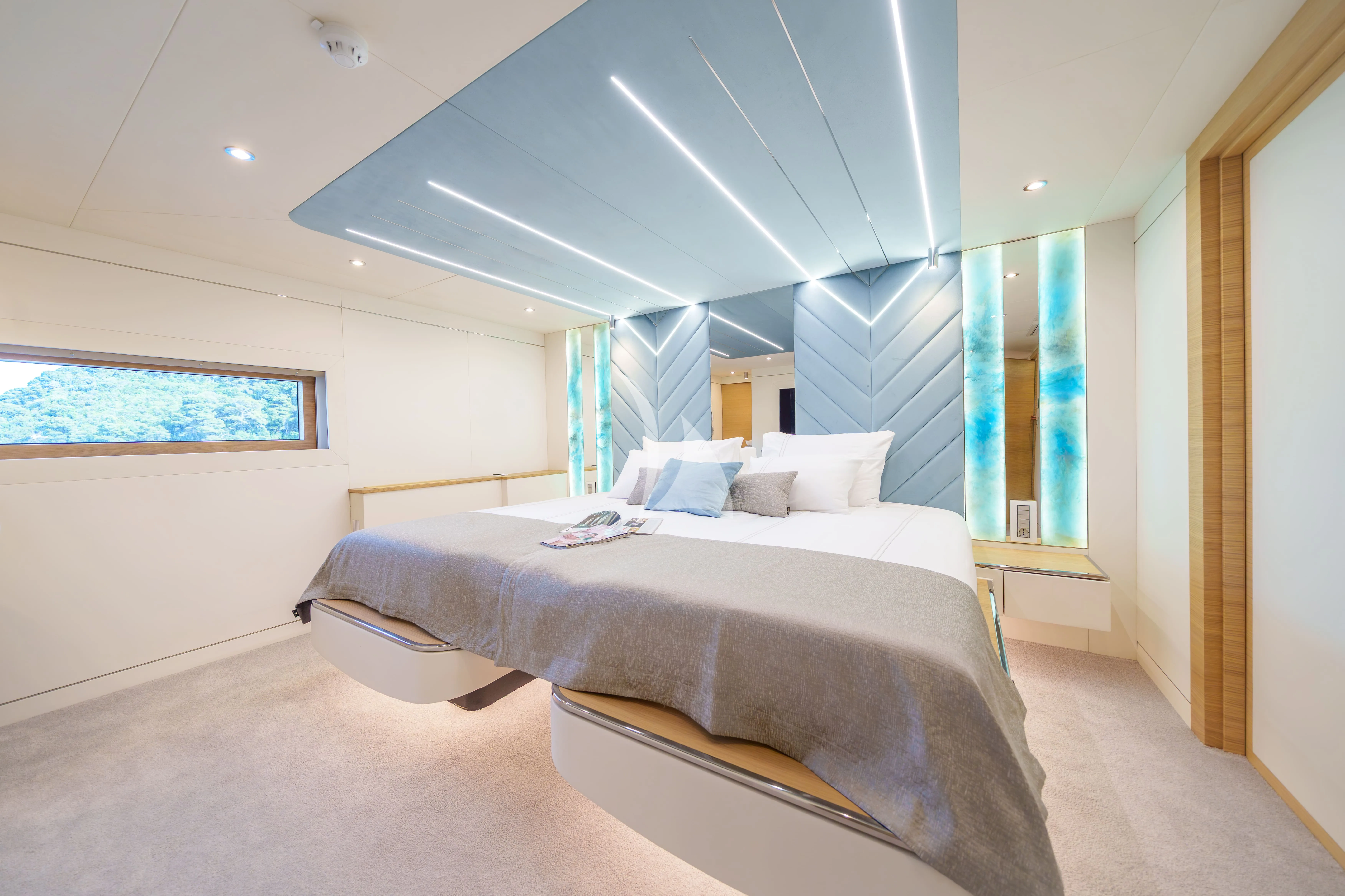 levante_yacht