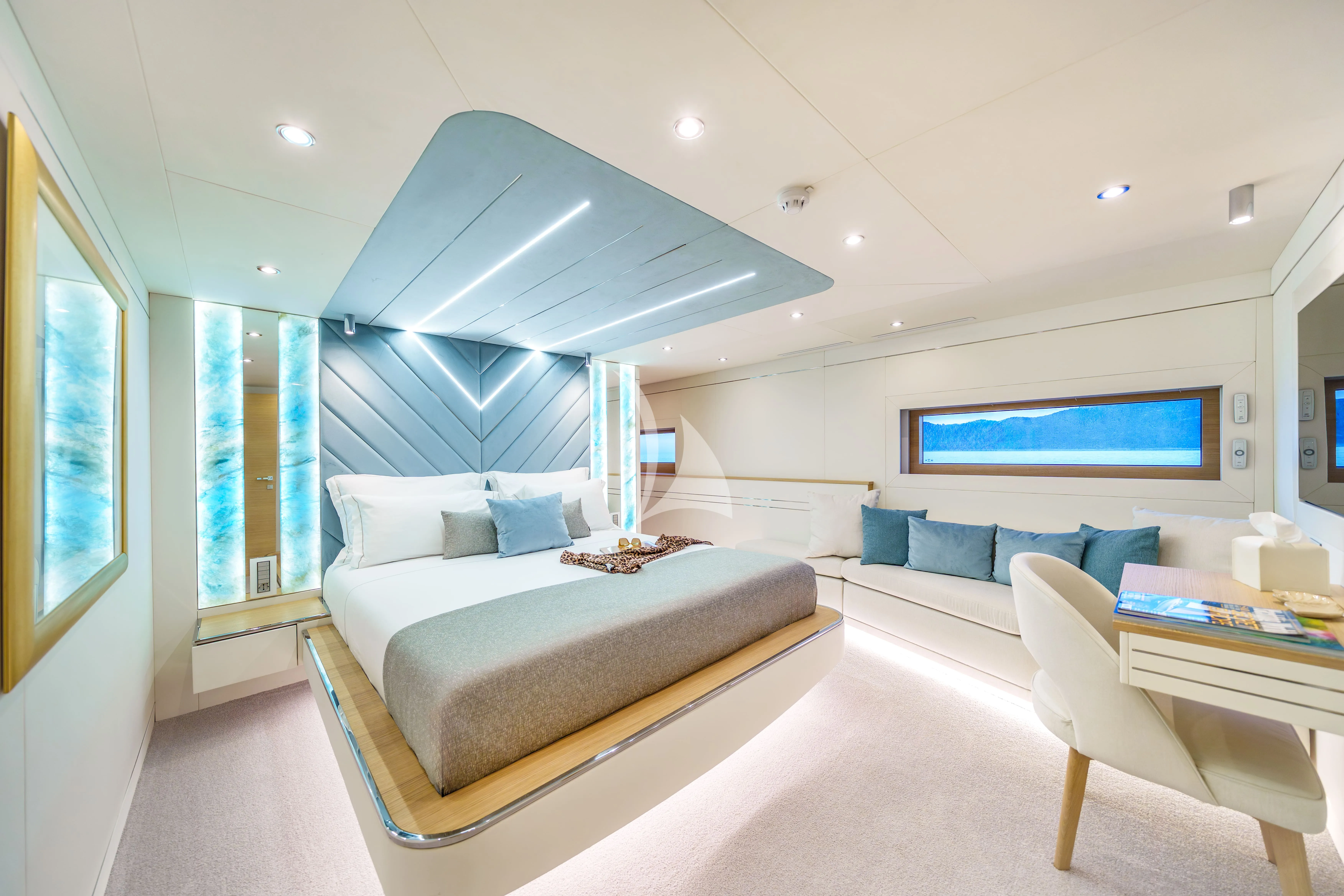 levante_yacht
