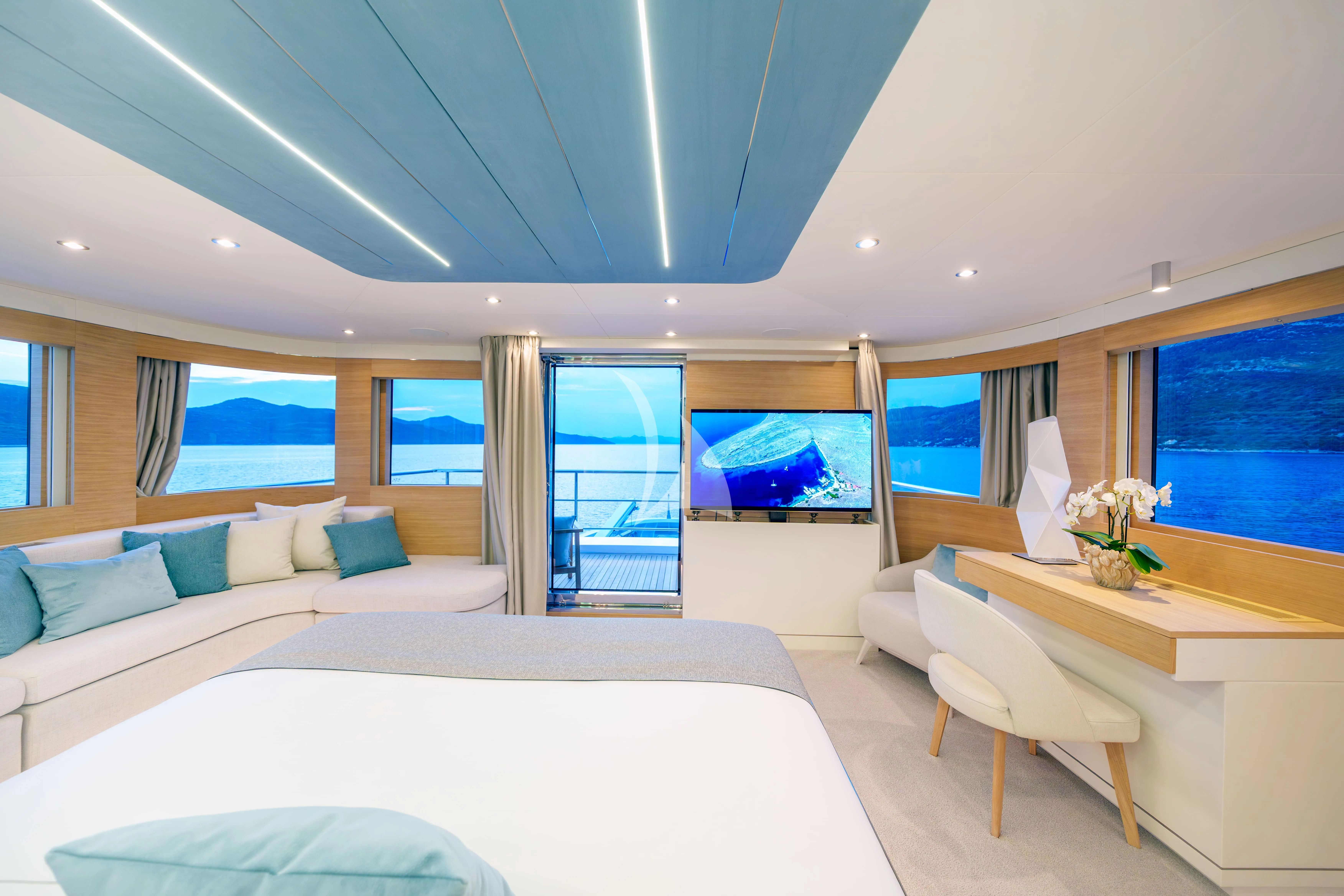 levante_yacht