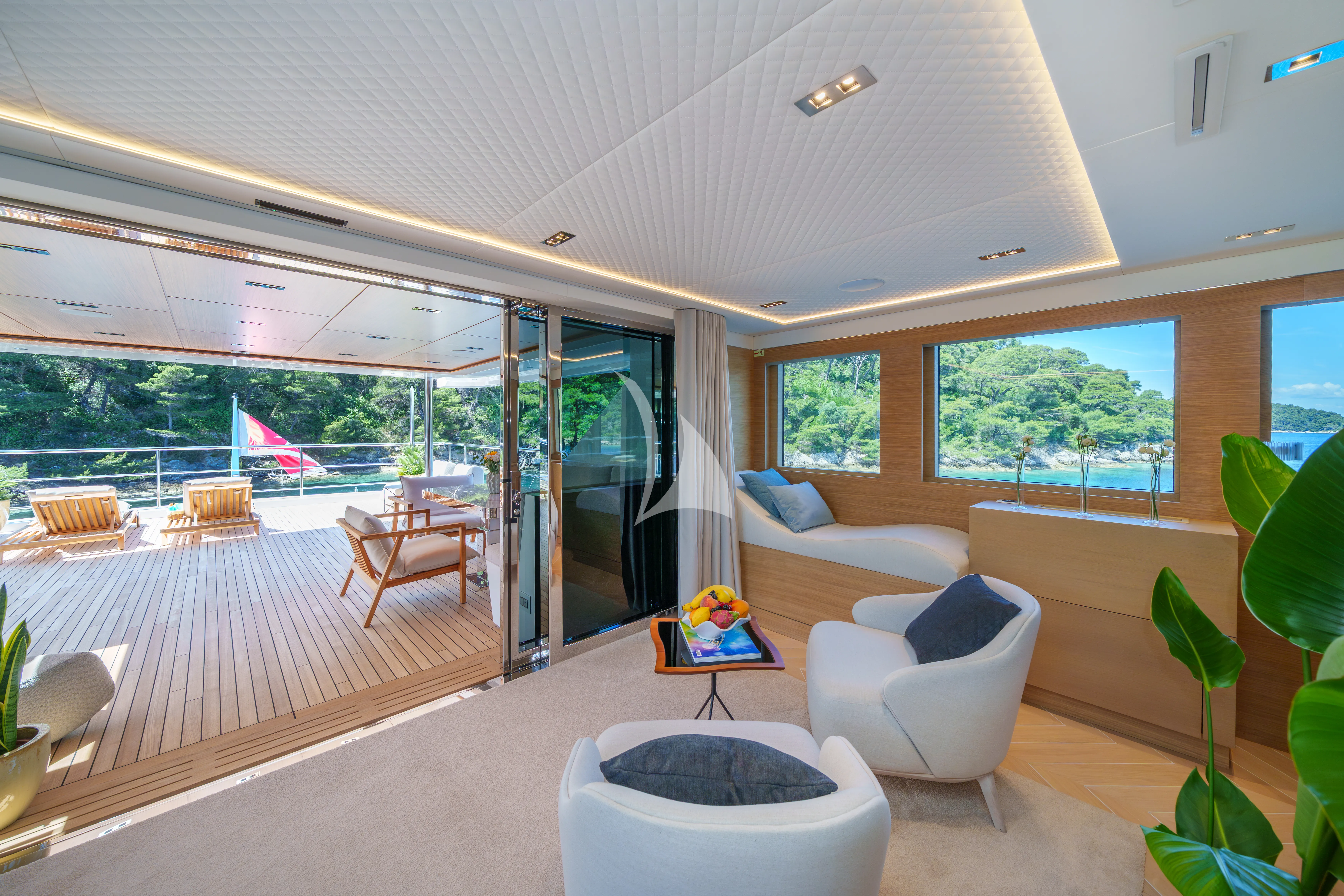 levante_yacht