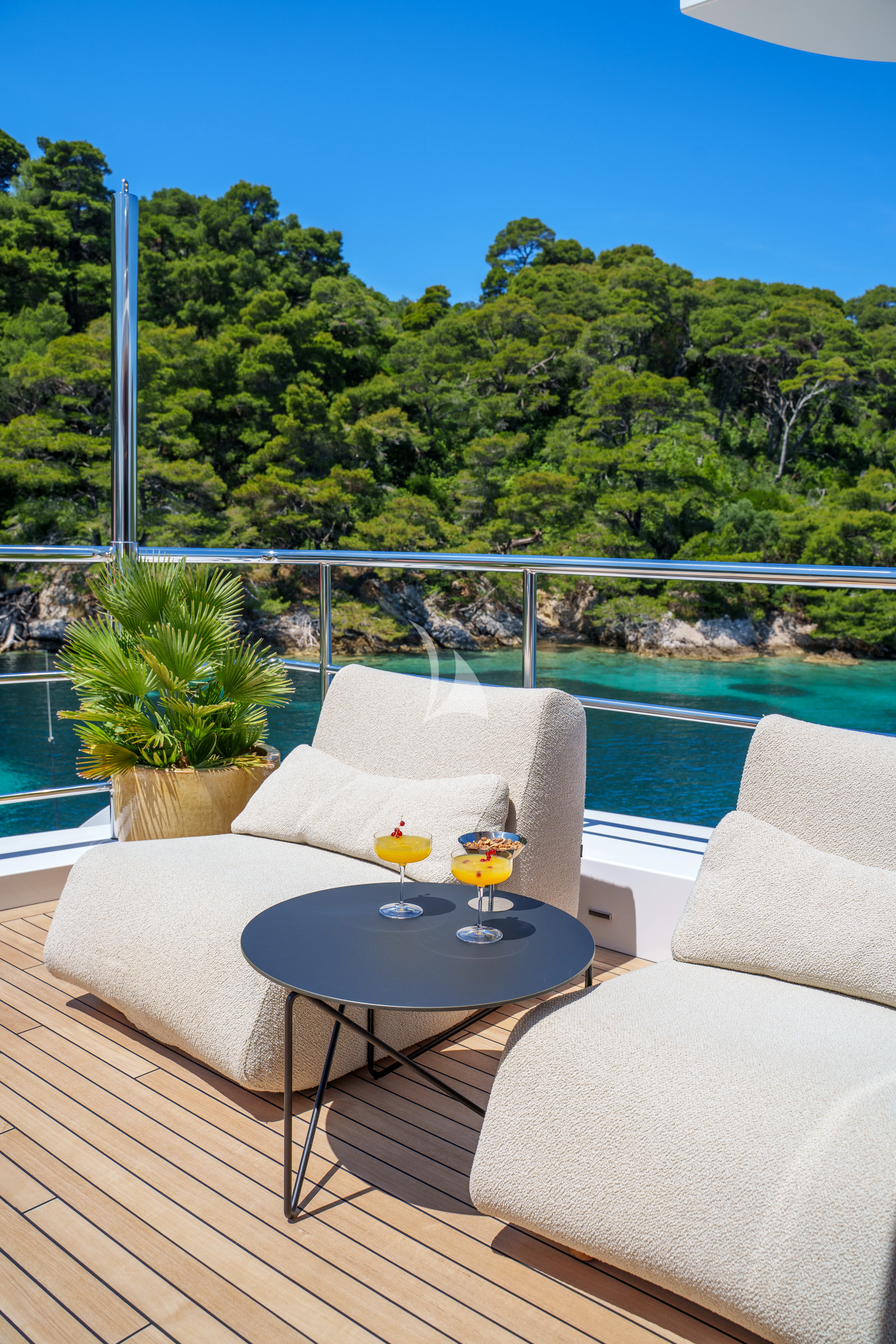 levante_yacht