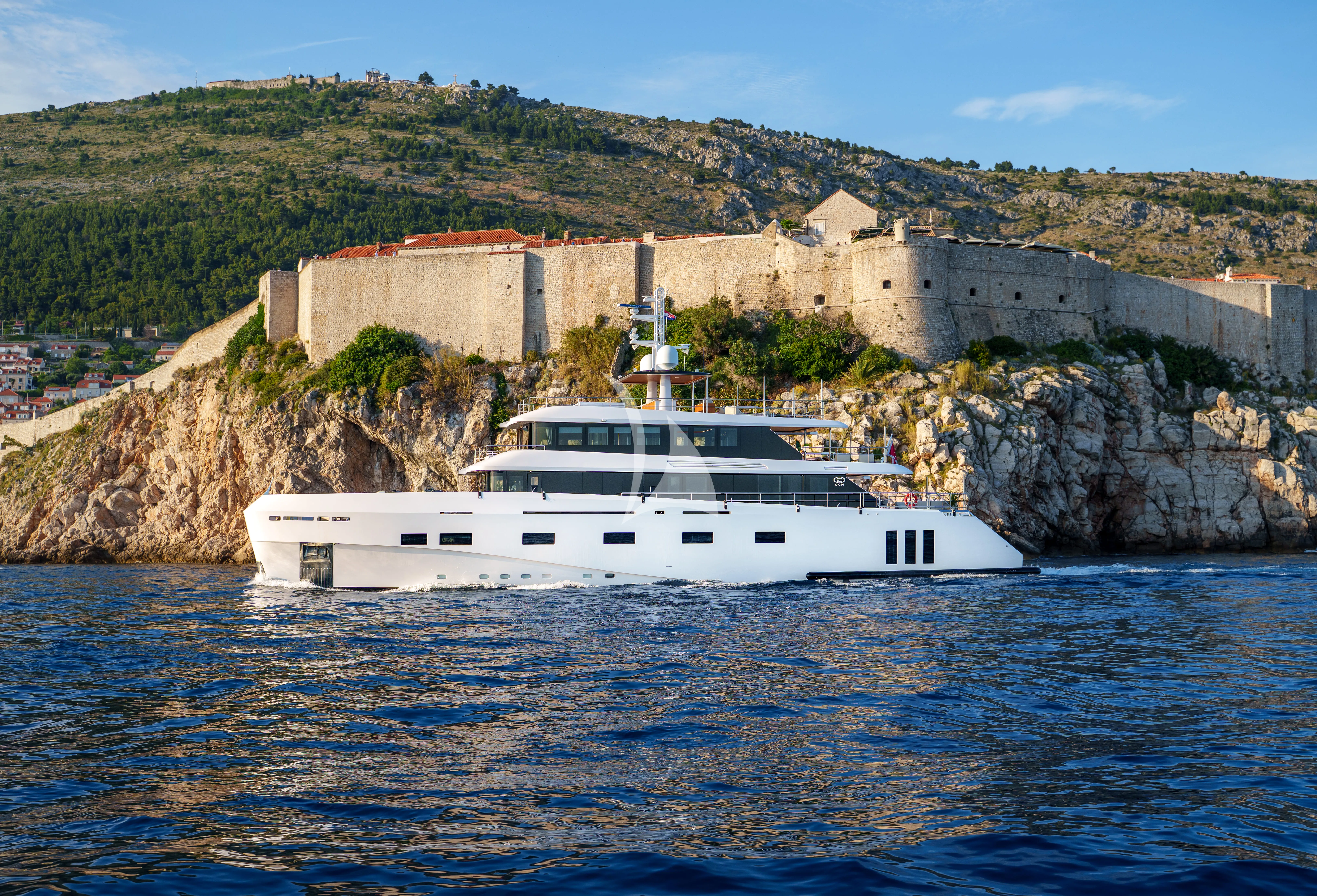 levante_yacht