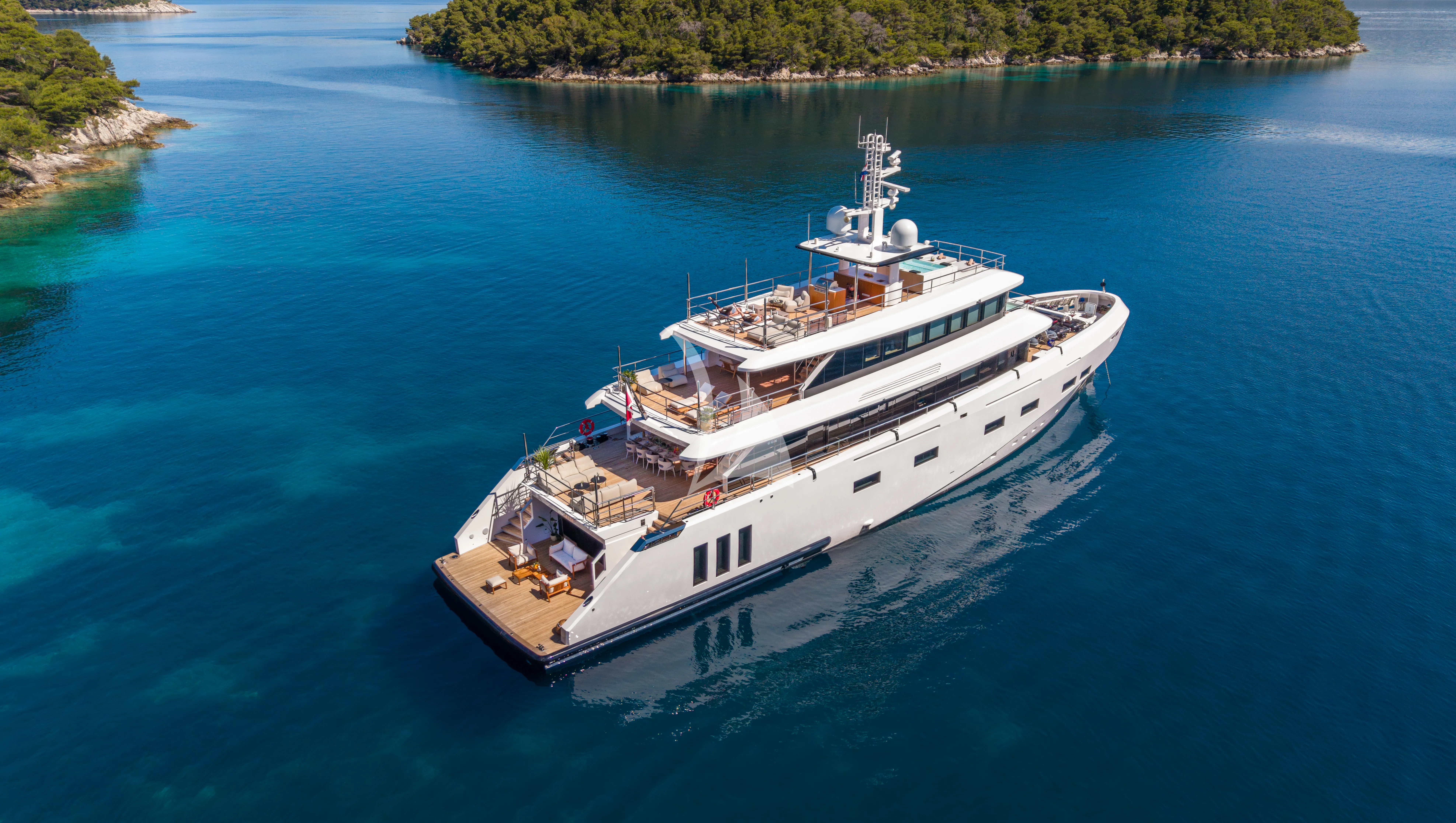 levante_yacht