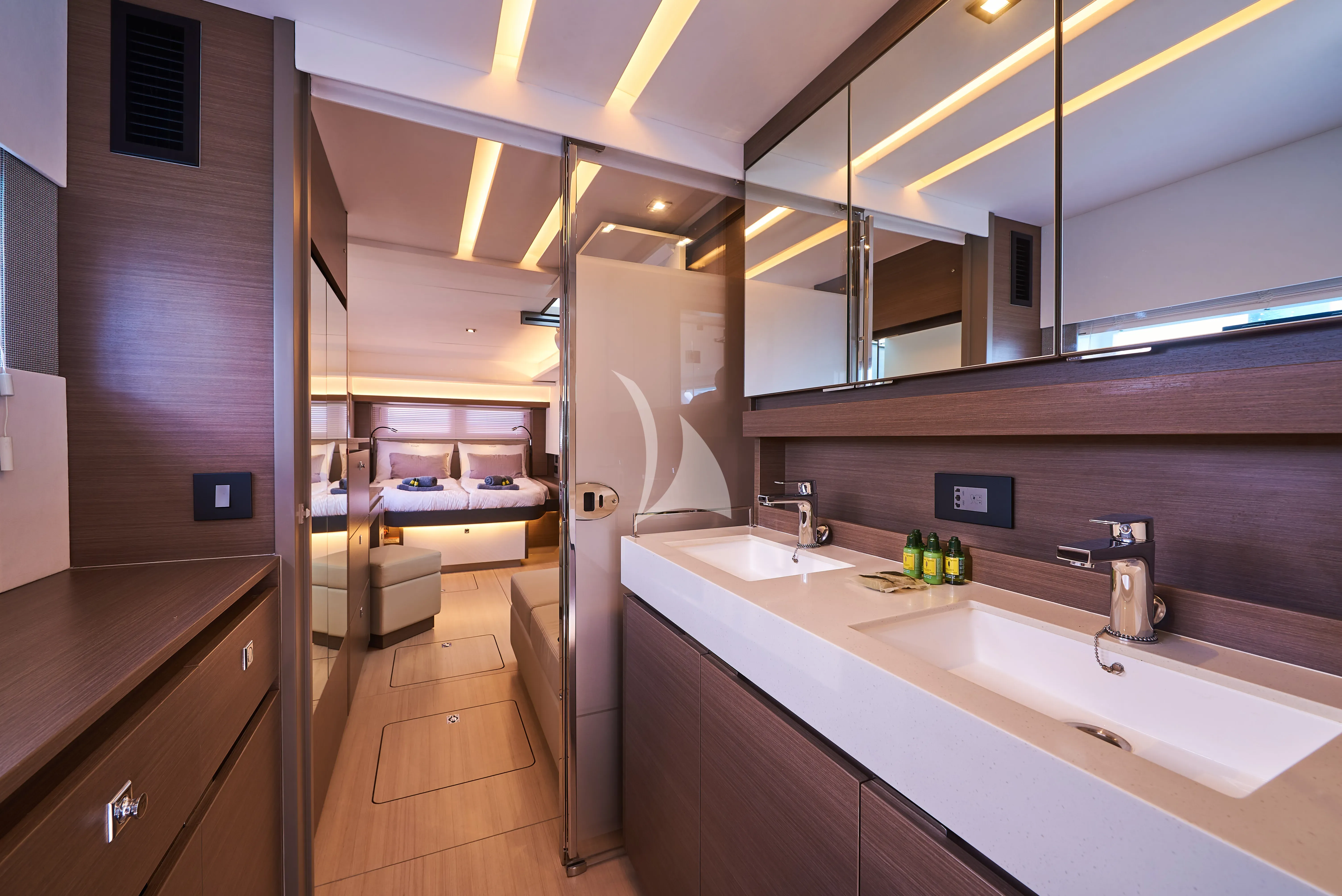 levante_yacht