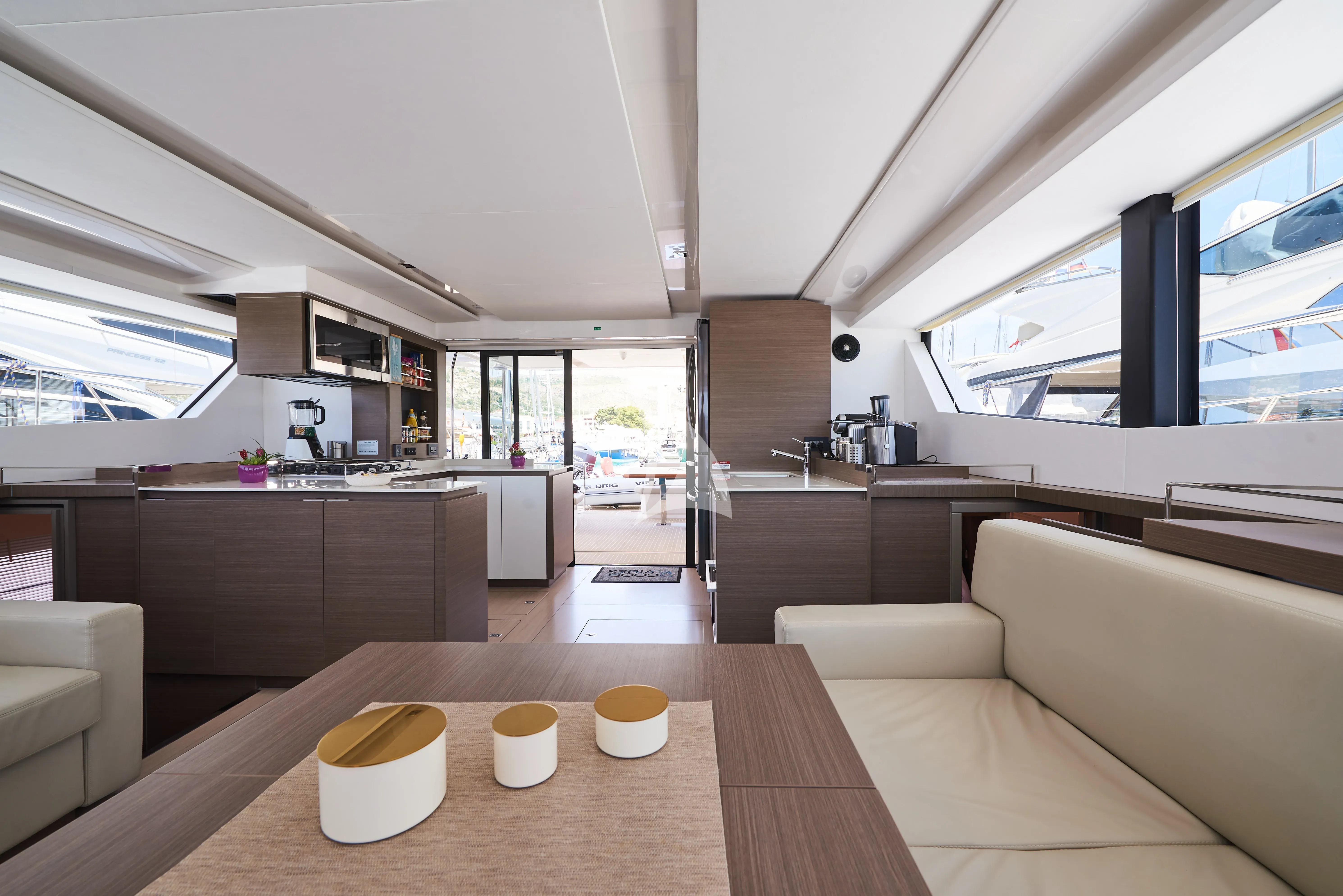 levante_yacht