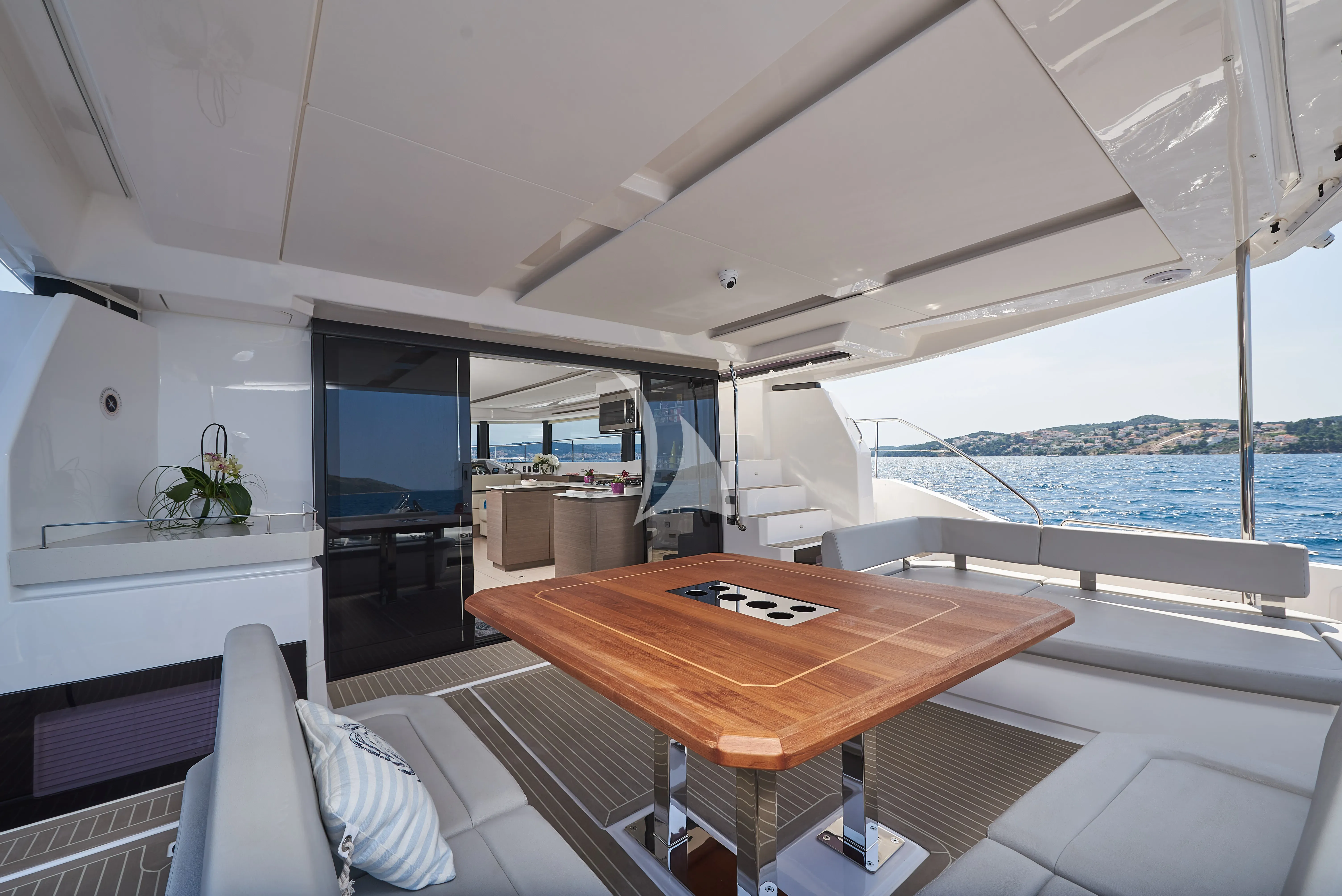 levante_yacht