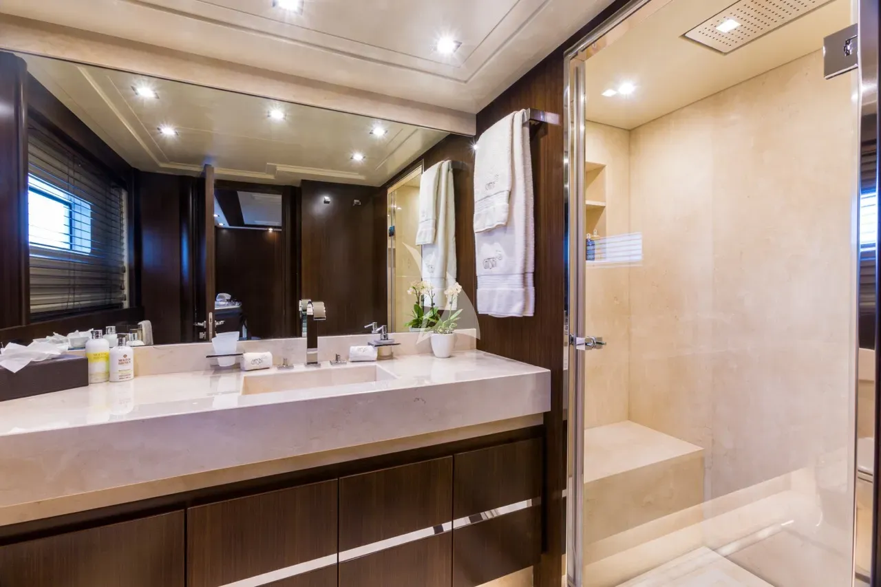 levante_yacht