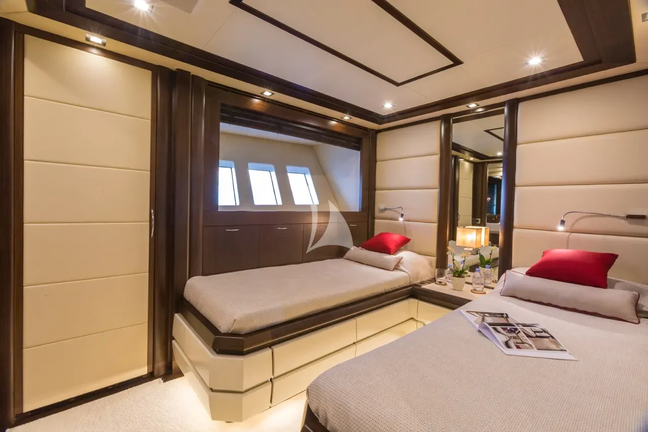 levante_yacht