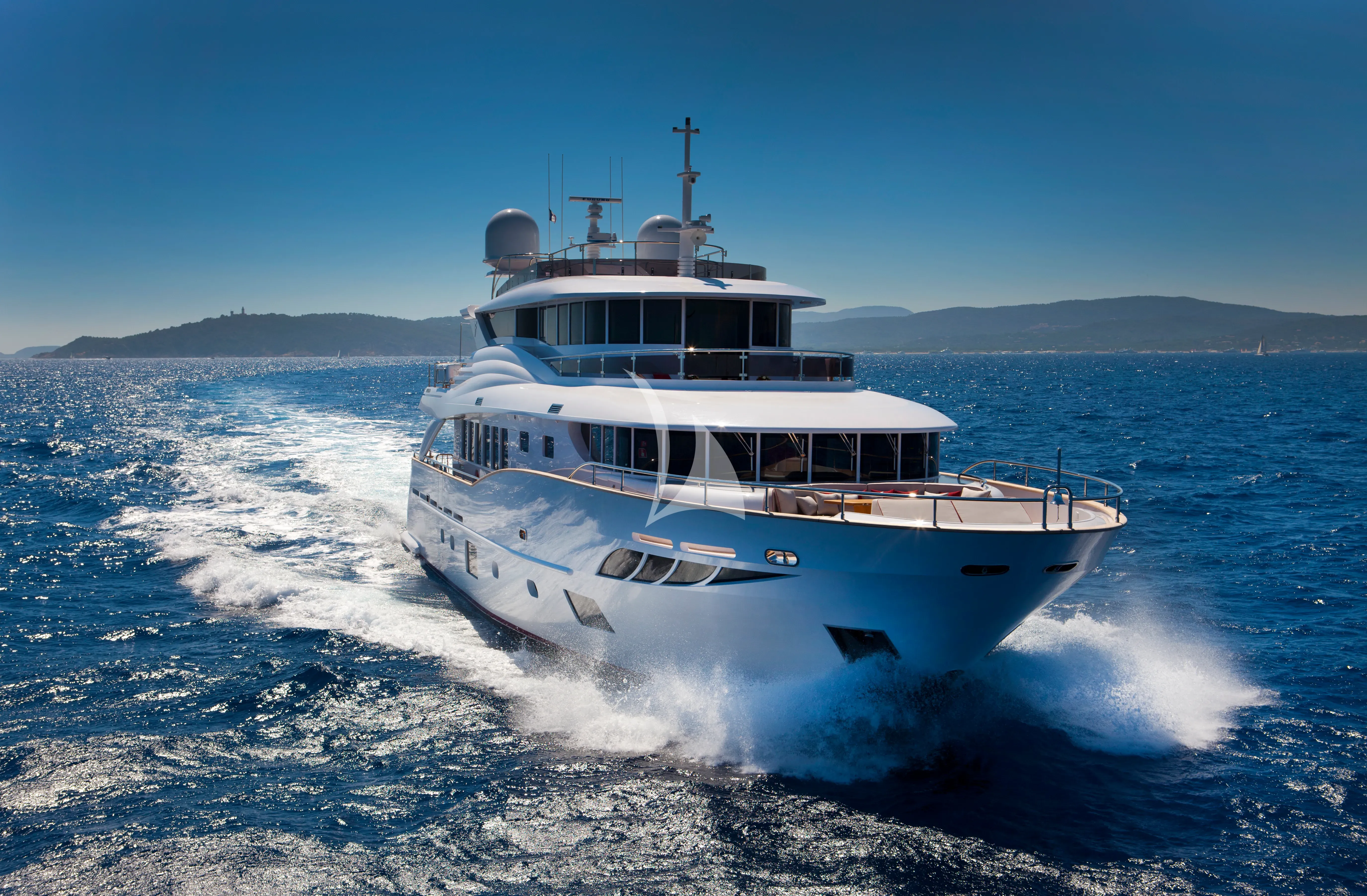 levante_yacht