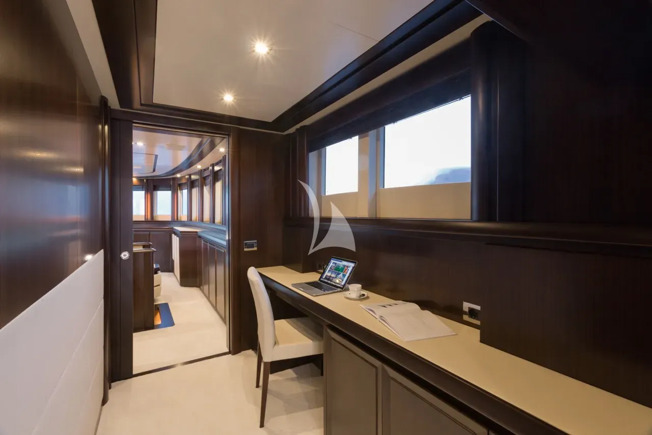 levante_yacht